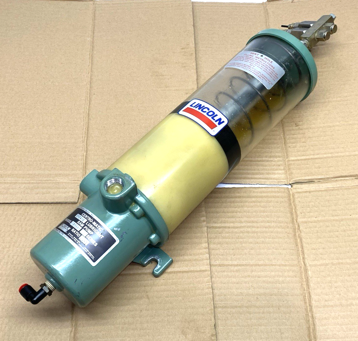 Lincoln 83668 Series E CENTRO-MATIC Grease Lubricant Ram Pump, 20-1 Ratio - Maverick Industrial Sales