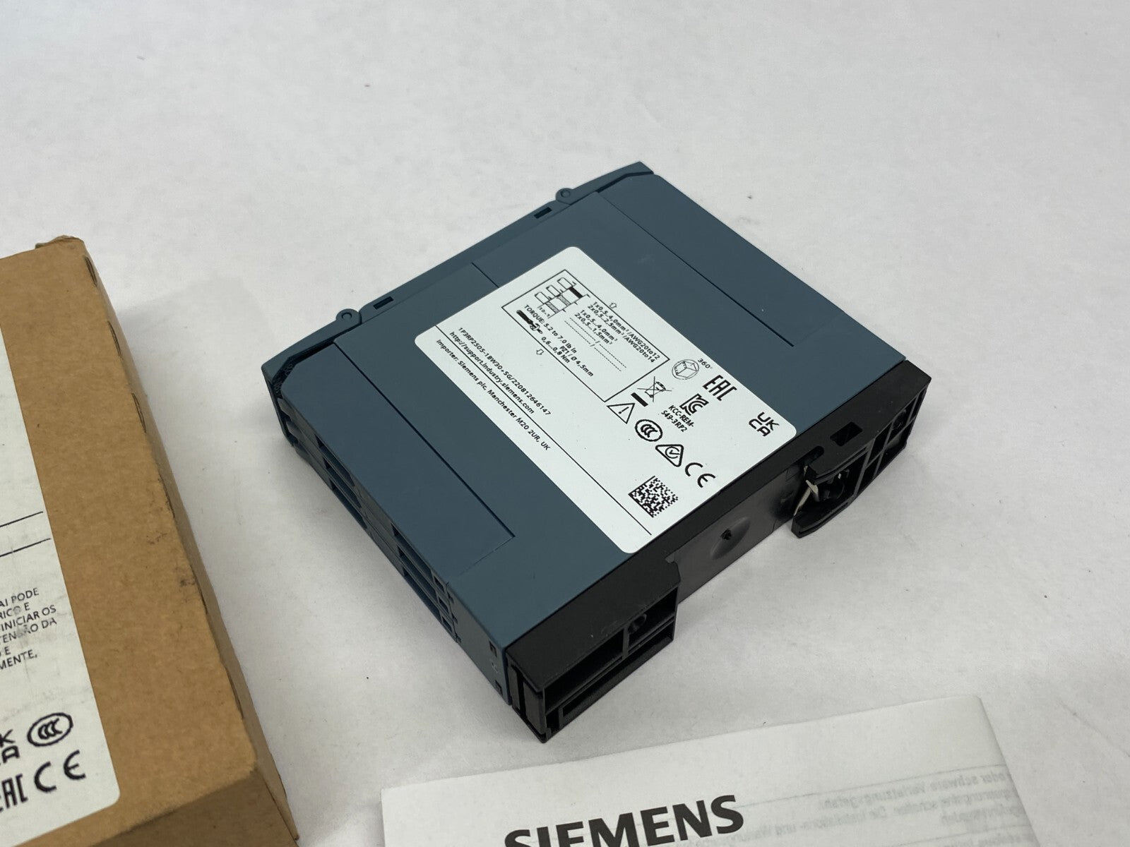 Siemens 3RP2505-1BW30 Multifunction Timing Relay 2-Change Over Contacts - Maverick Industrial Sales