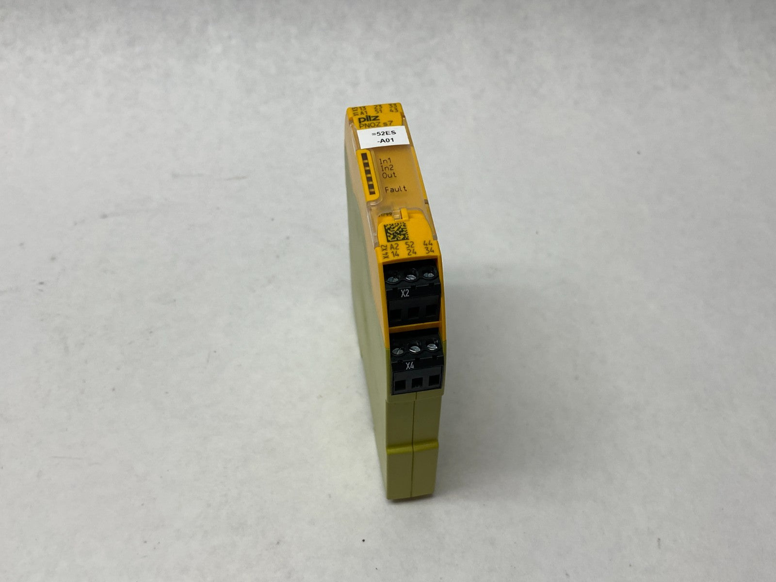 Pilz PNOZ s7 24VDC 4n/o 1n/c sigma Contact Expansion Safety Relay Module 750107 - Maverick Industrial Sales