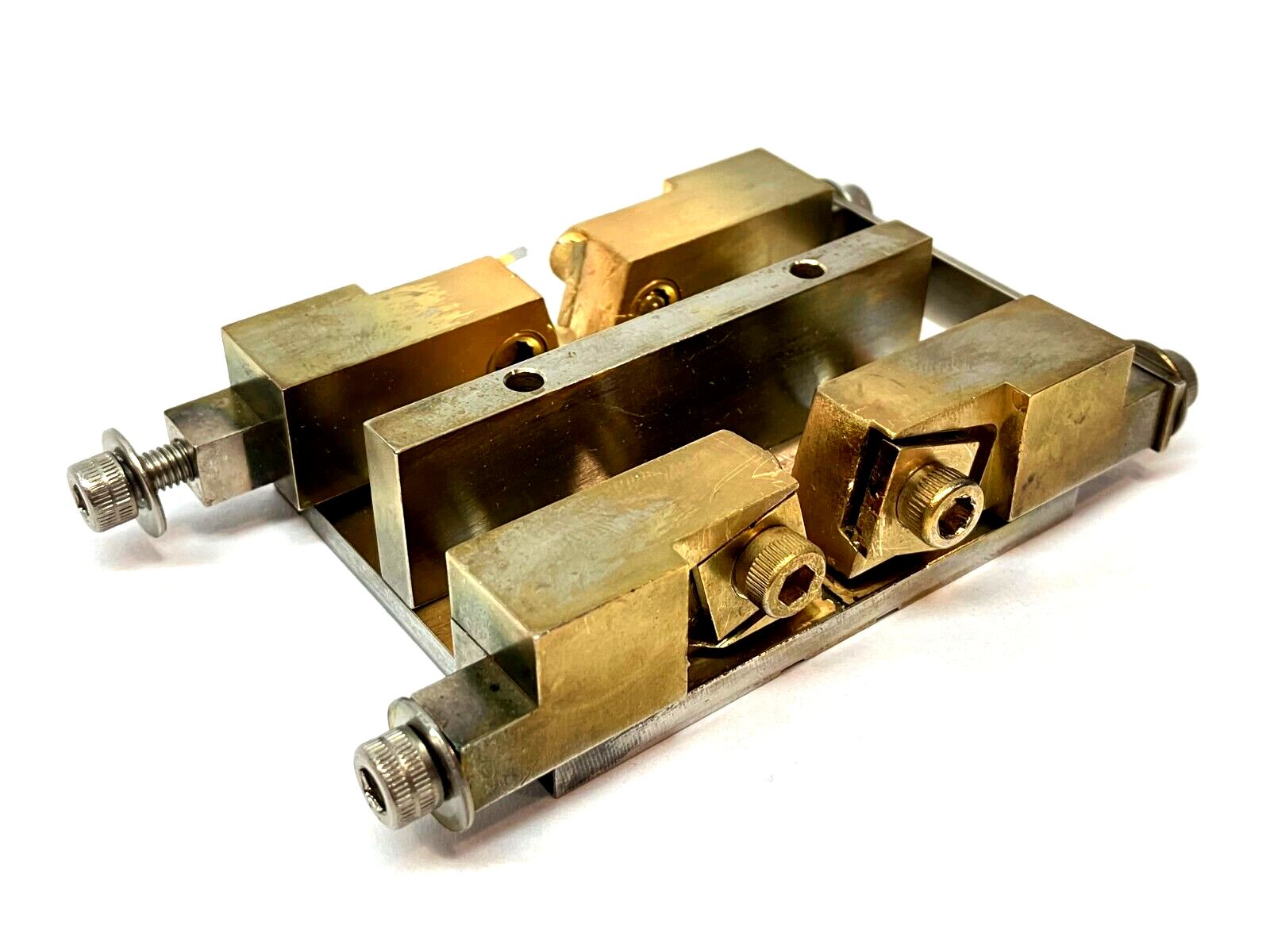 Saunders & Associates 5520B Plating System Pallet Plating Head Fixture - Maverick Industrial Sales