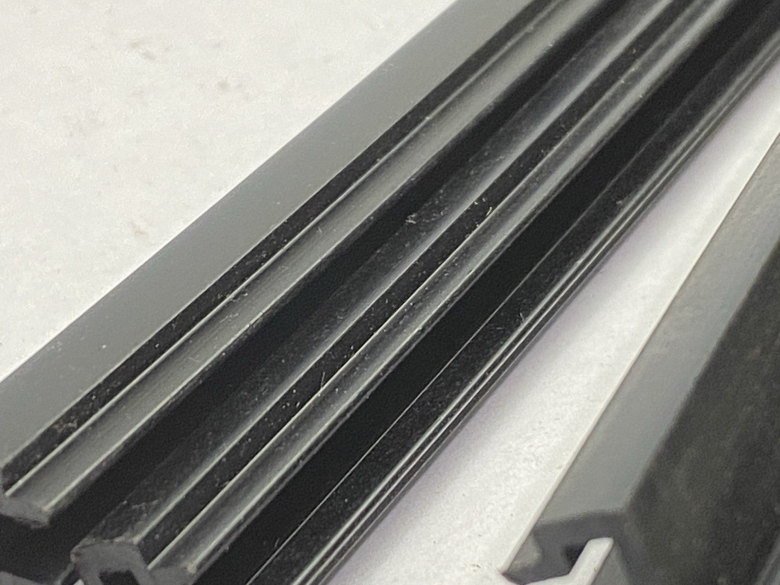 3 842 993 066 | Bosch Rexroth 3842993066 Slide Profile GP 2/R /C 1232mm Length LOT OF 8 - New – Open box - Maverick Industrial Sales