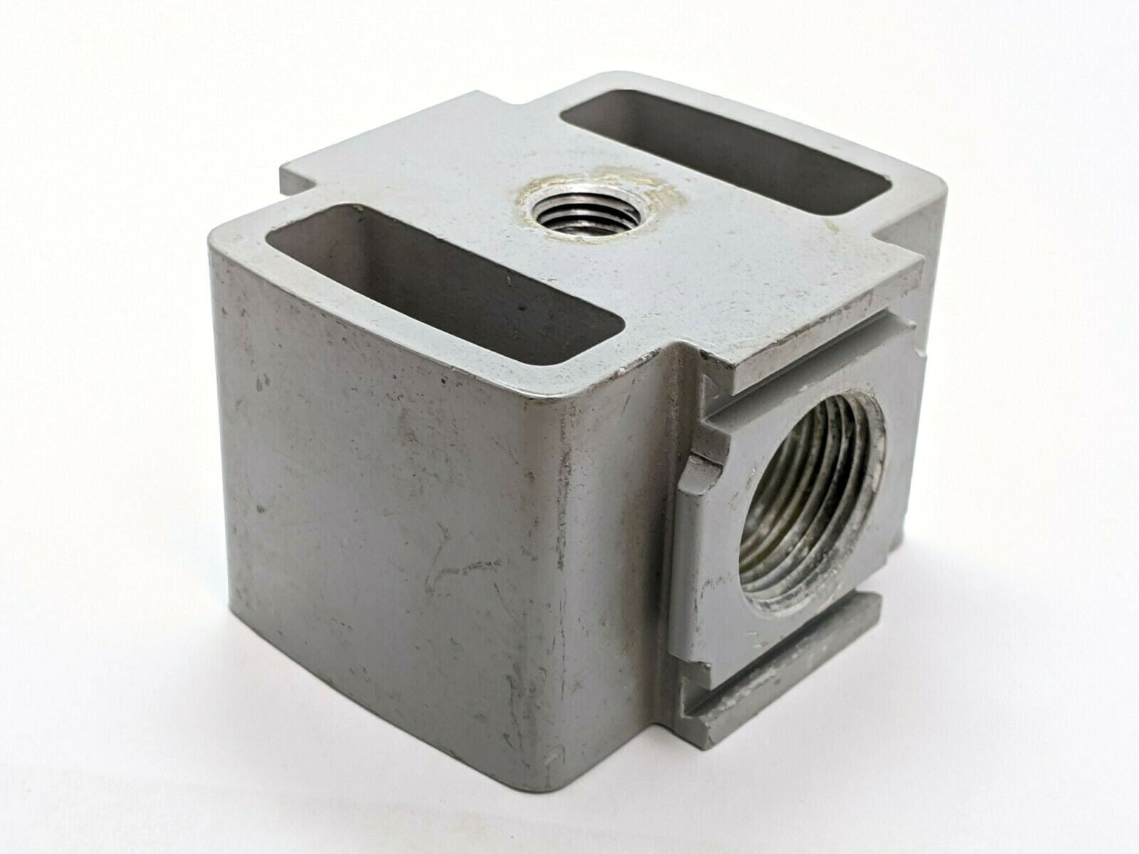 Parker P33MA96024N Manifold Block - Maverick Industrial Sales