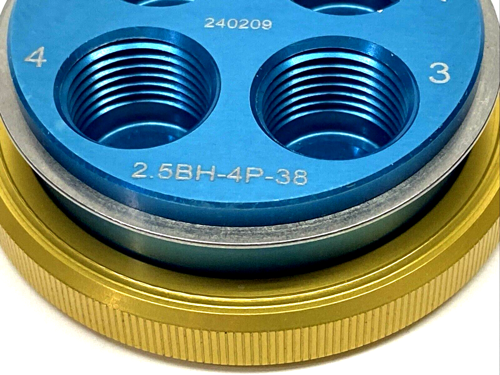 Twintec 2.5BH-4P-38 Multiple Tube Connector, 4-Lines, 3/8" NPT - Maverick Industrial Sales