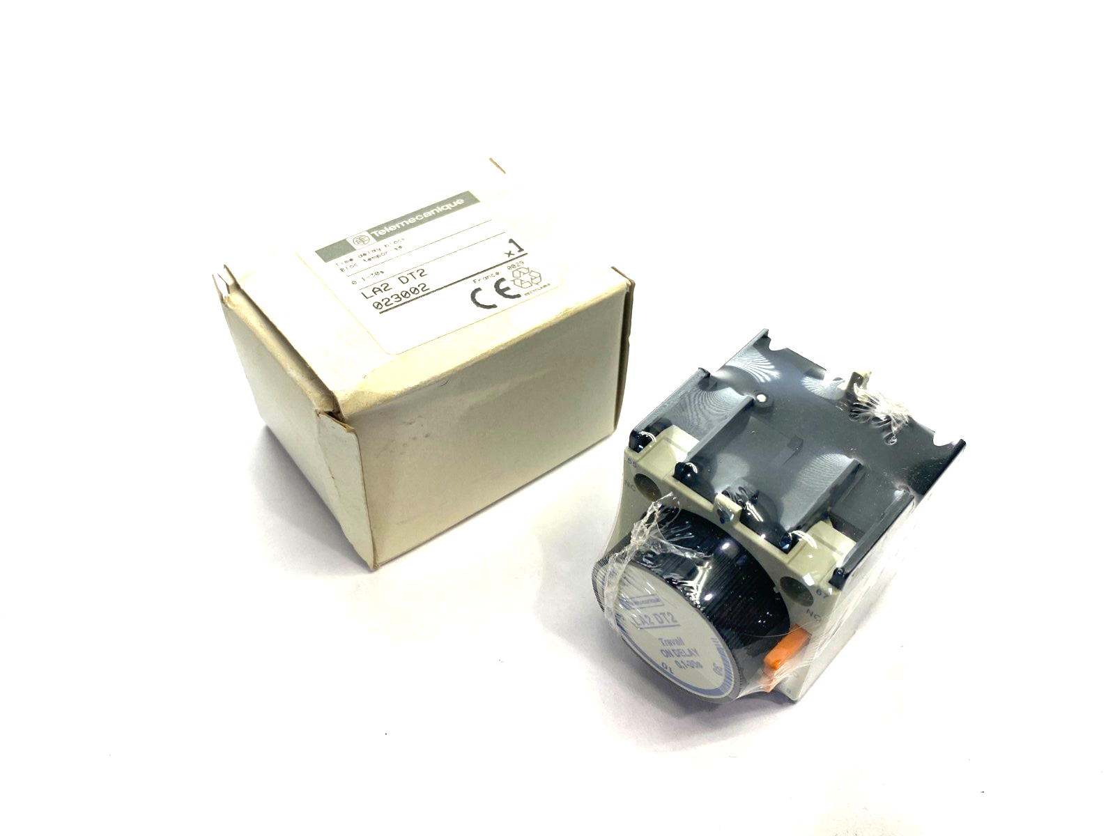 Telemecanique LA2 DT2 Time Delay Contact Block 023002 - Maverick Industrial Sales