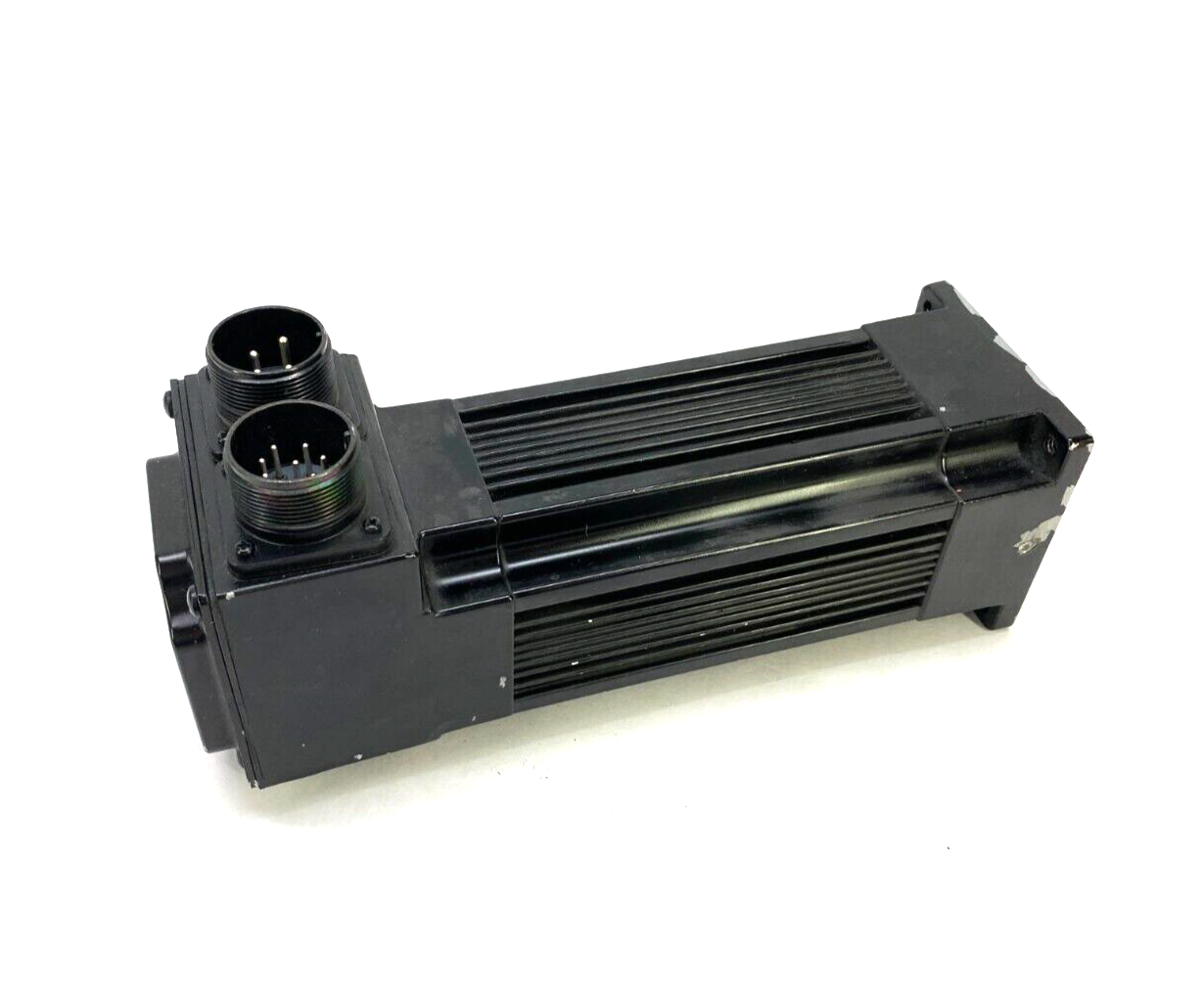 Pacific Scientific R35SSNC-R2-NS-NV-03 REGAL Brushless Sevomotor - Maverick Industrial Sales