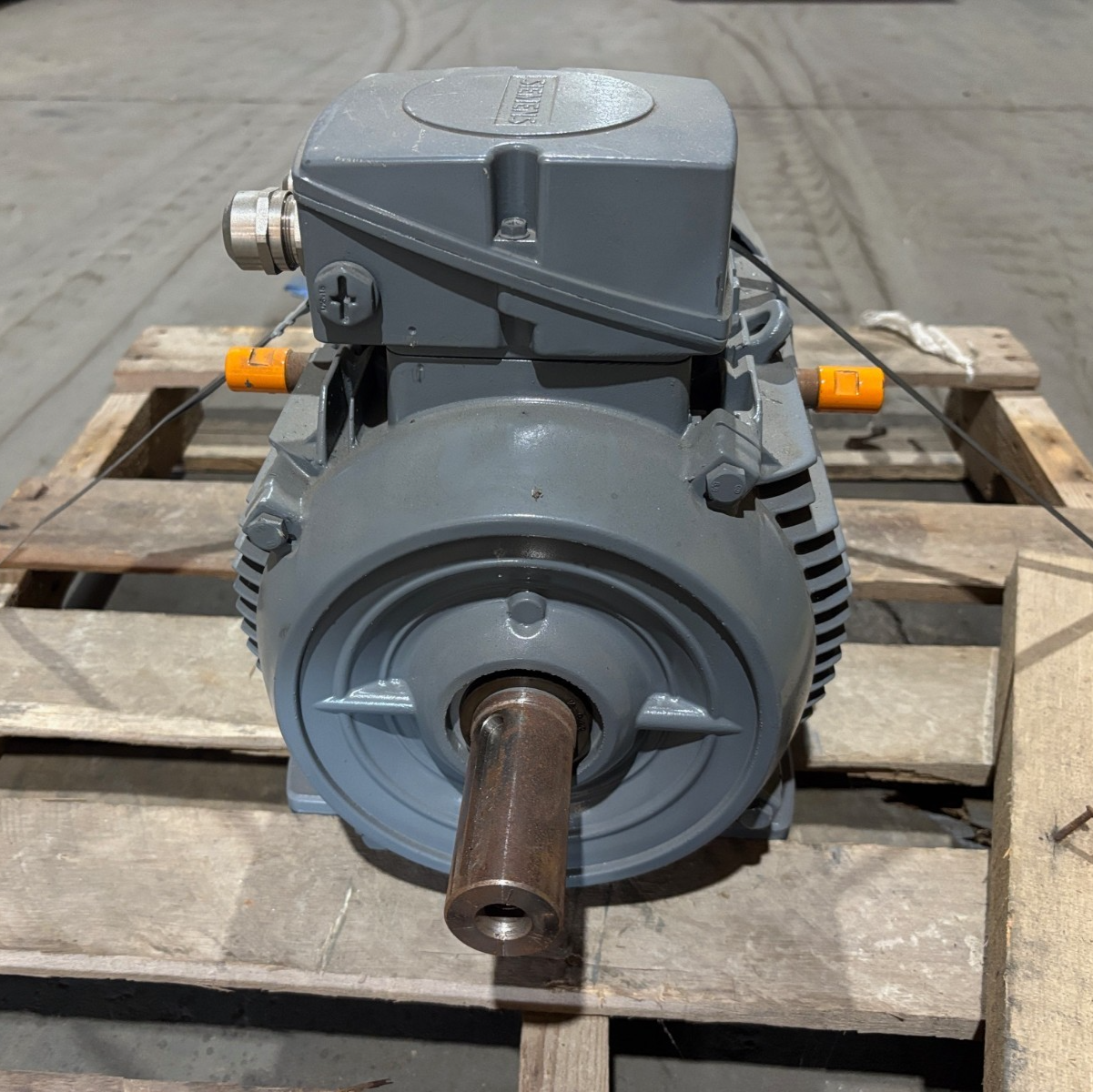 1AV3132B 1LE1023-1CB23-5AF4 | Siemens Eagle Line SIMOTICS NEMA Premium Eff. Motor - Used - Maverick Industrial Sales