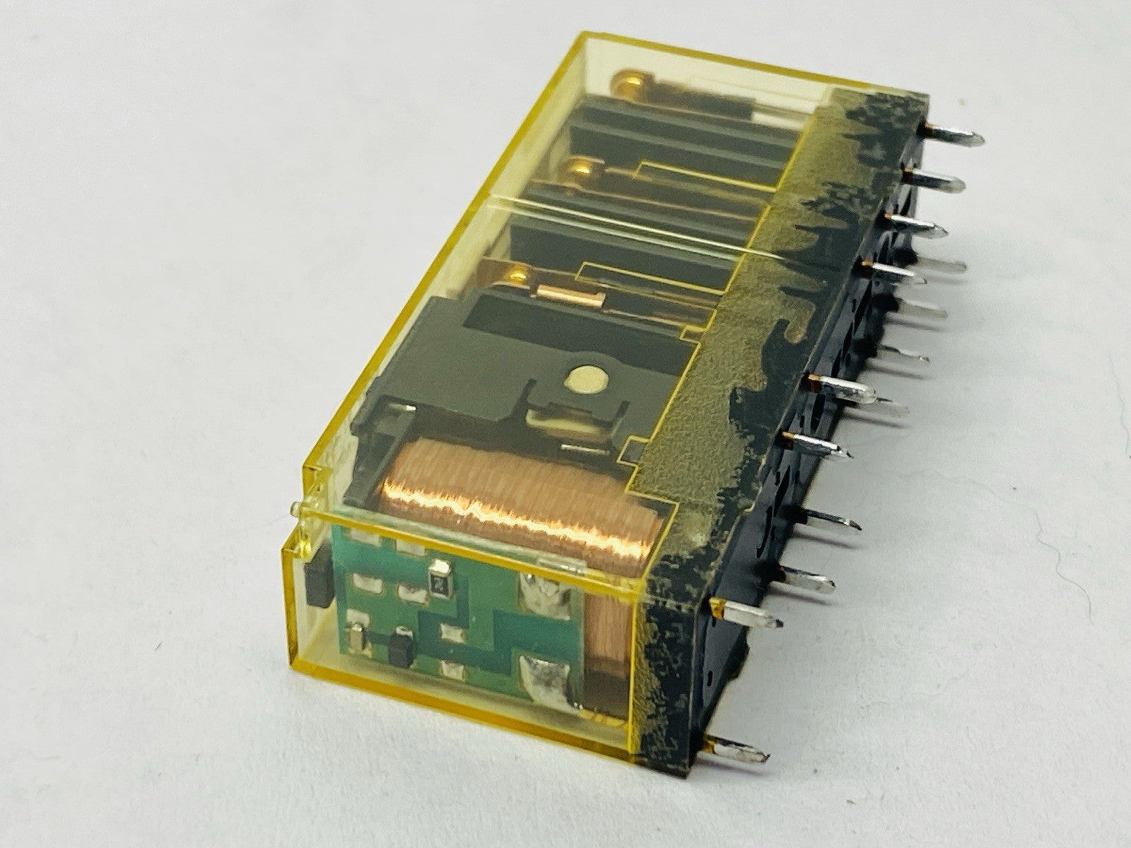 IDEC RF1V-5A1BL-D24 Force Guided Relay 5NO-1NC 6A 24VDC - Maverick Industrial Sales