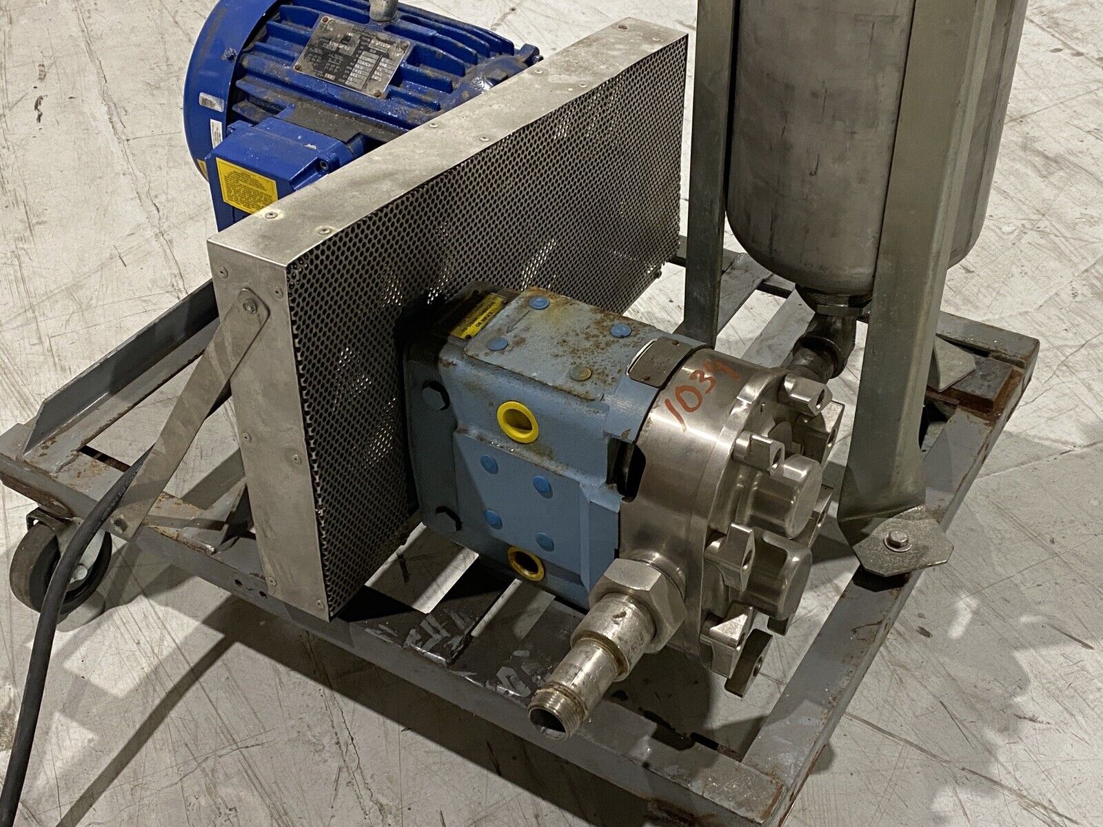 Waukesha Size 30 Rotary Pump w/ Parker 4CB11-2 / 0725-2361, 5HP Electric Motor - Maverick Industrial Sales