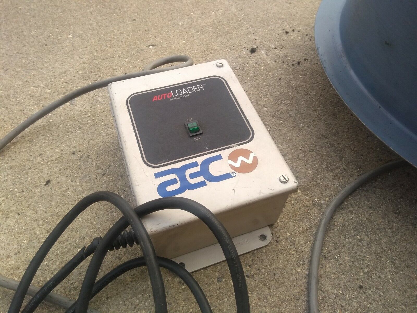AEC Whitlock Autoloader Control Box and Feeder - For parts or not working - Maverick Industrial Sales