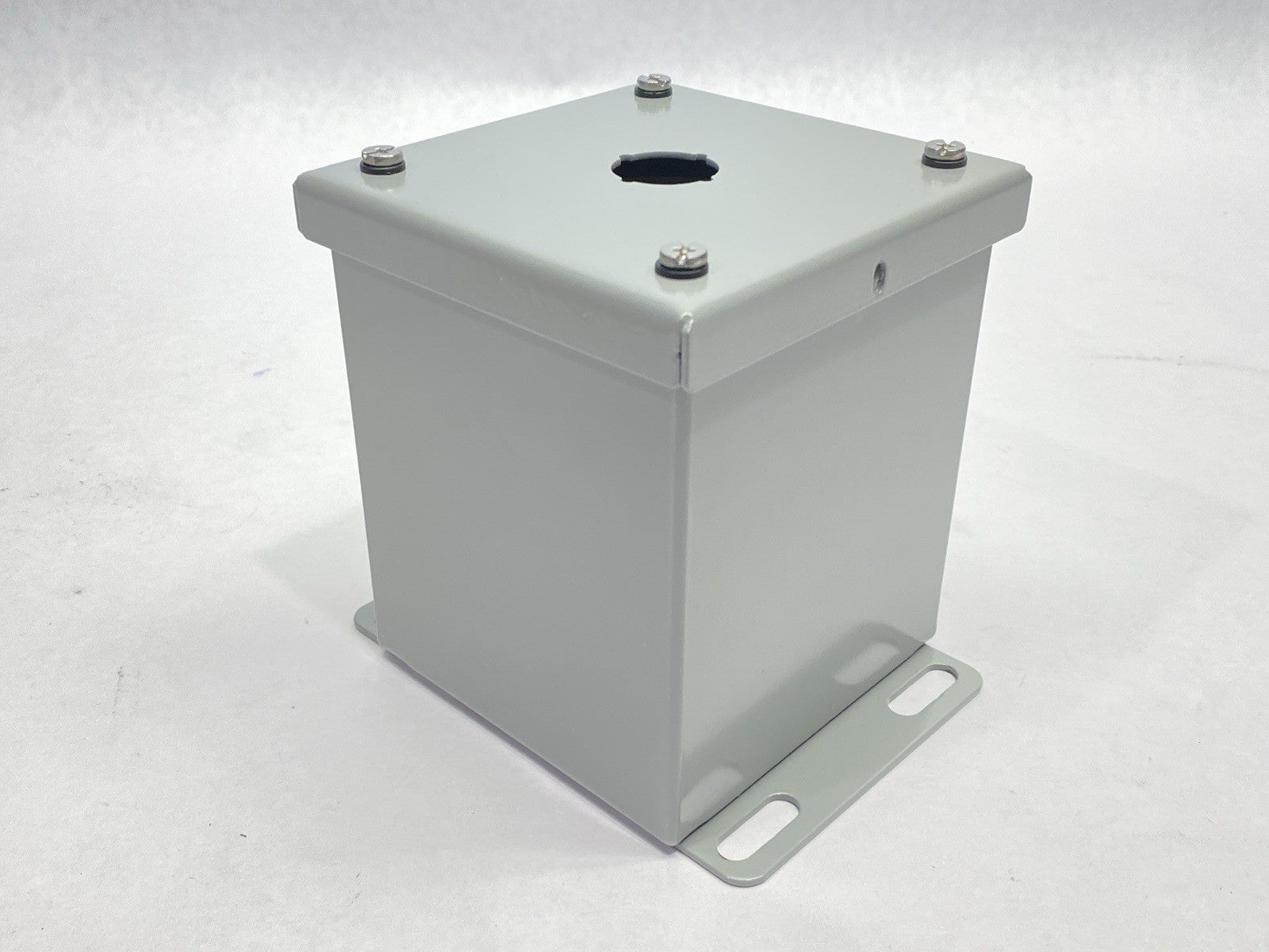 SCE-1PBXI | Saginaw Control & Engineering Pushbutton Enclosure 4" x 4" - New – Open box - Maverick Industrial Sales