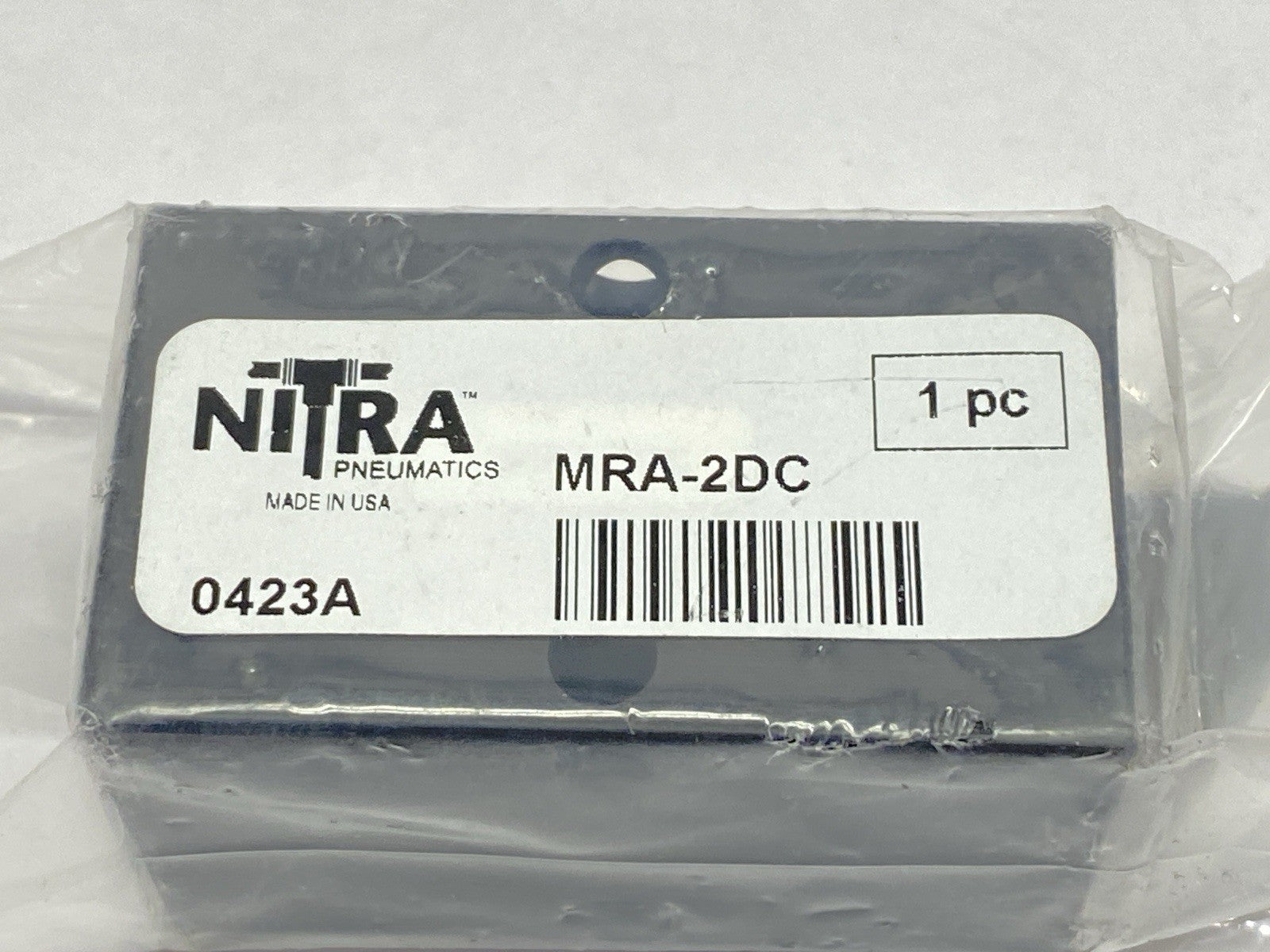 MRA-2DC | Nitra Pneumatic Valve Manifold 1000psi 2x 3/8" FNPT 2x 1/4" FNPT - New - Maverick Industrial Sales