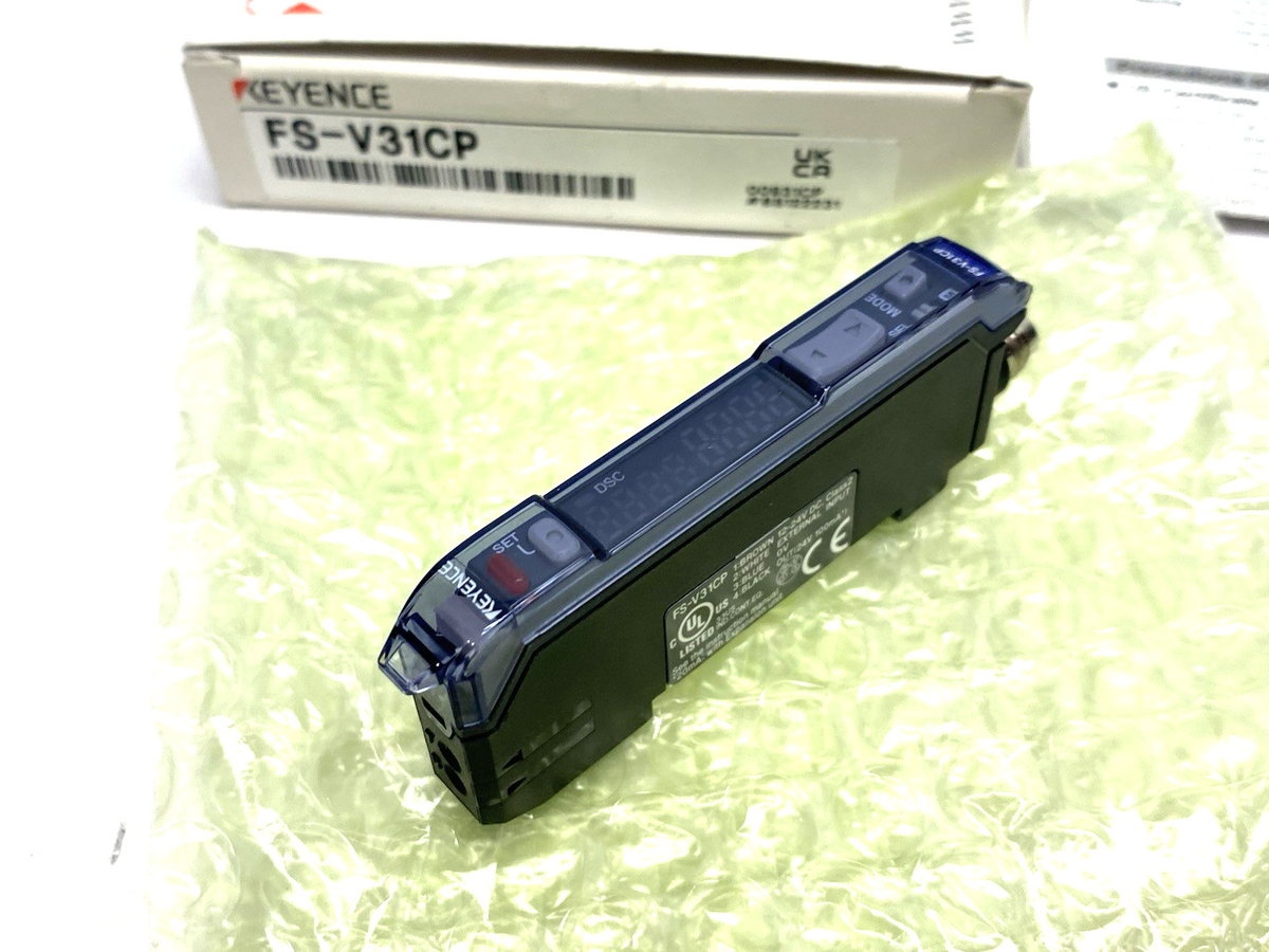 FS-V31CP | Keyence Digital Fiber Optic Amplifier Main Unit, M8 Connector Type - New – Open box - Maverick Industrial Sales