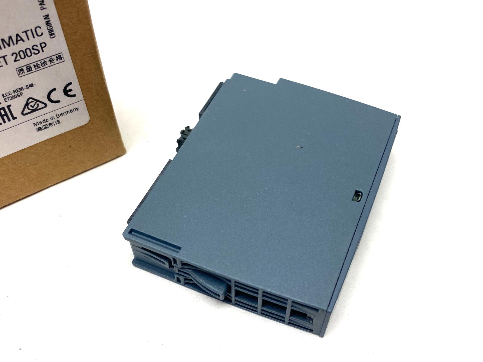 Siemens 6ES7132-6BD20-0DA0 SIMATIC ET 200SP Digit Output Module DQ 4x24VDC/2A HS - Maverick Industrial Sales