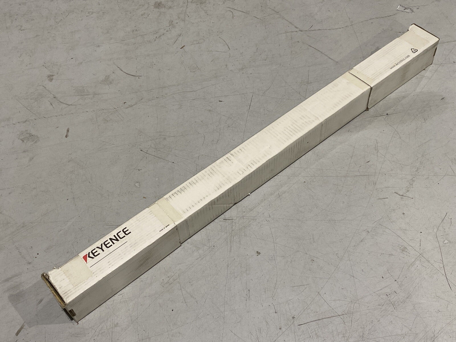 GL-R52H | Keyence Safety Light Curtain Main Unit Hand Protect Type 52 Optical Axes - New - Maverick Industrial Sales
