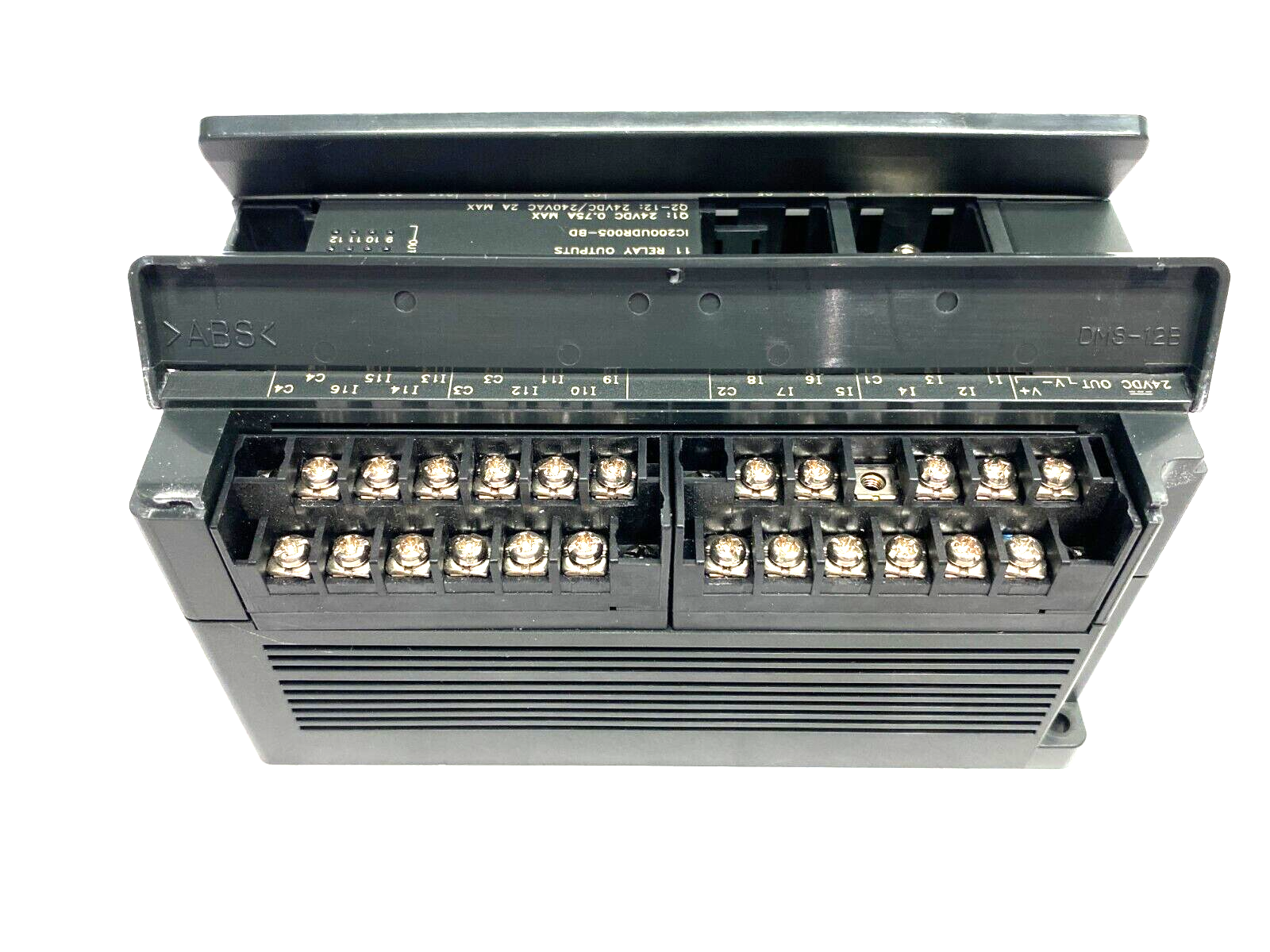 GE Fanuc IC200UDR005-BD VersaMax Micro Controller 16-DC Inputs 11 Relay Outputs - Maverick Industrial Sales