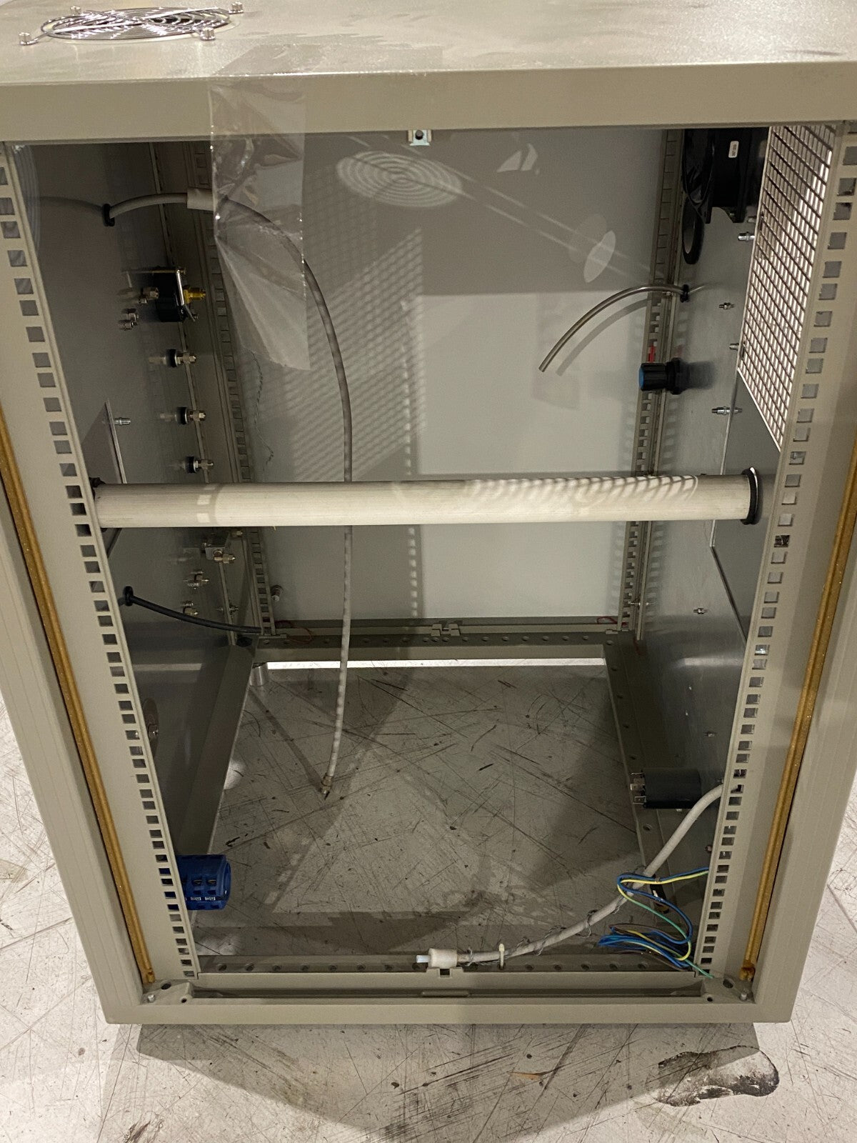 Eltra CHS 580 Carbon/Hydrogen/Sulfur Determinator FOR PARTS NO CONTROLS - Maverick Industrial Sales