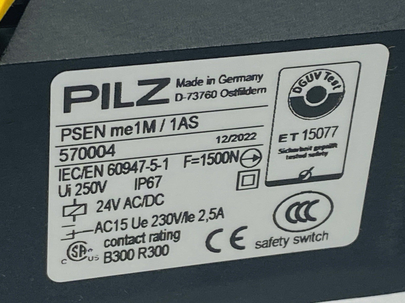 Pilz PSEN me1M/1AS Safety Gate System w/ Mechanical Lock 570004 - Maverick Industrial Sales