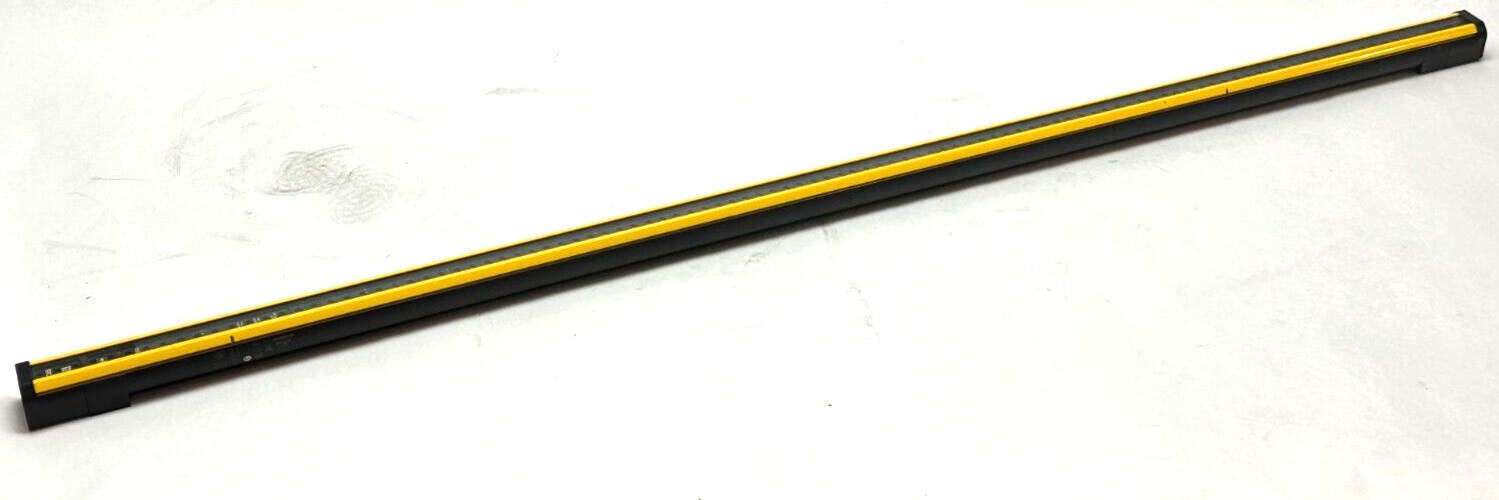 Sick C4P-EA10511C00 deTec4 Safety Light Curtain Receiver 24VDC 1220102 - Maverick Industrial Sales