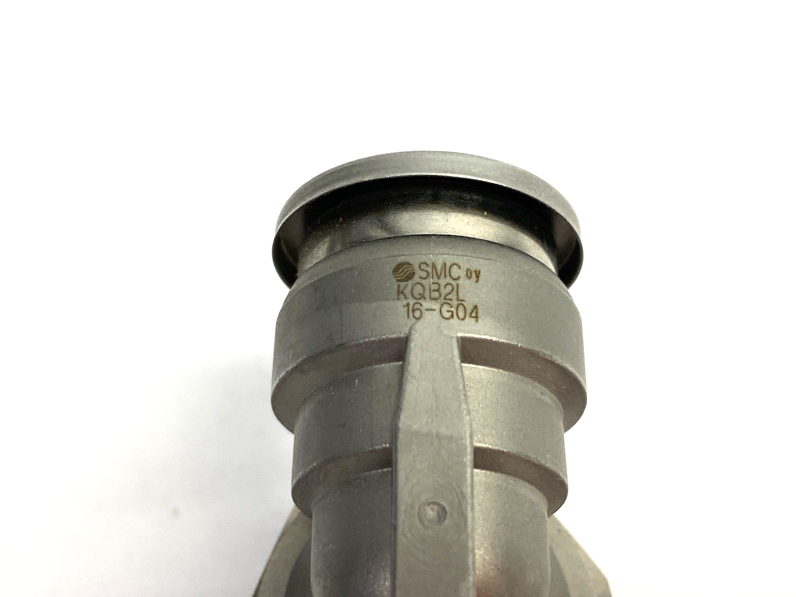 KQB2L16-G04 | SMC Metal Male Elbow Fitting, Swivel, One-Touch, 16mm OD Tube - New – Open box - Maverick Industrial Sales