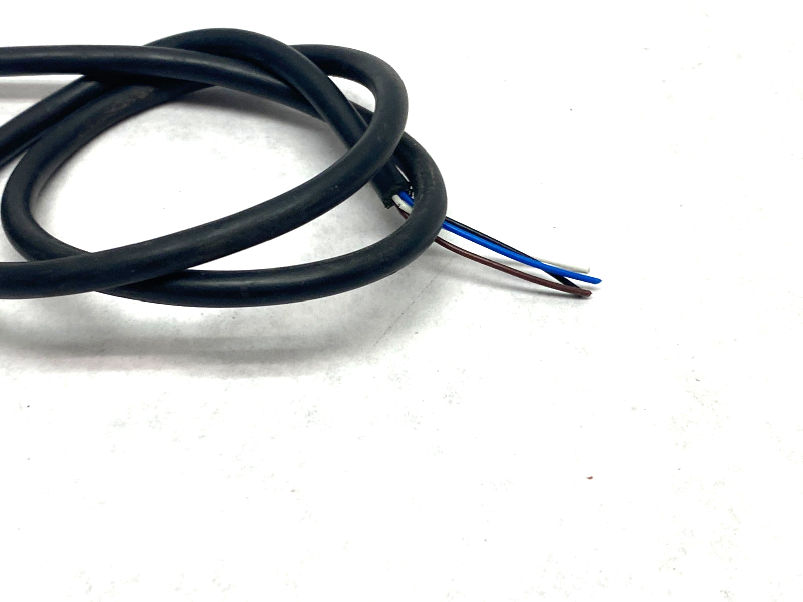 730216-2 | Automotion Accusight Photoelectric Sensor 10-30VDC - Used - Maverick Industrial Sales