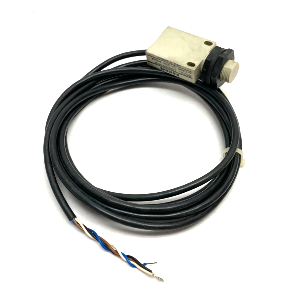 3SG3202-0AJ33 | Siemens BERO DC Inductive Proximity Sensor 2,5mm sn - New – Open box - Maverick Industrial Sales