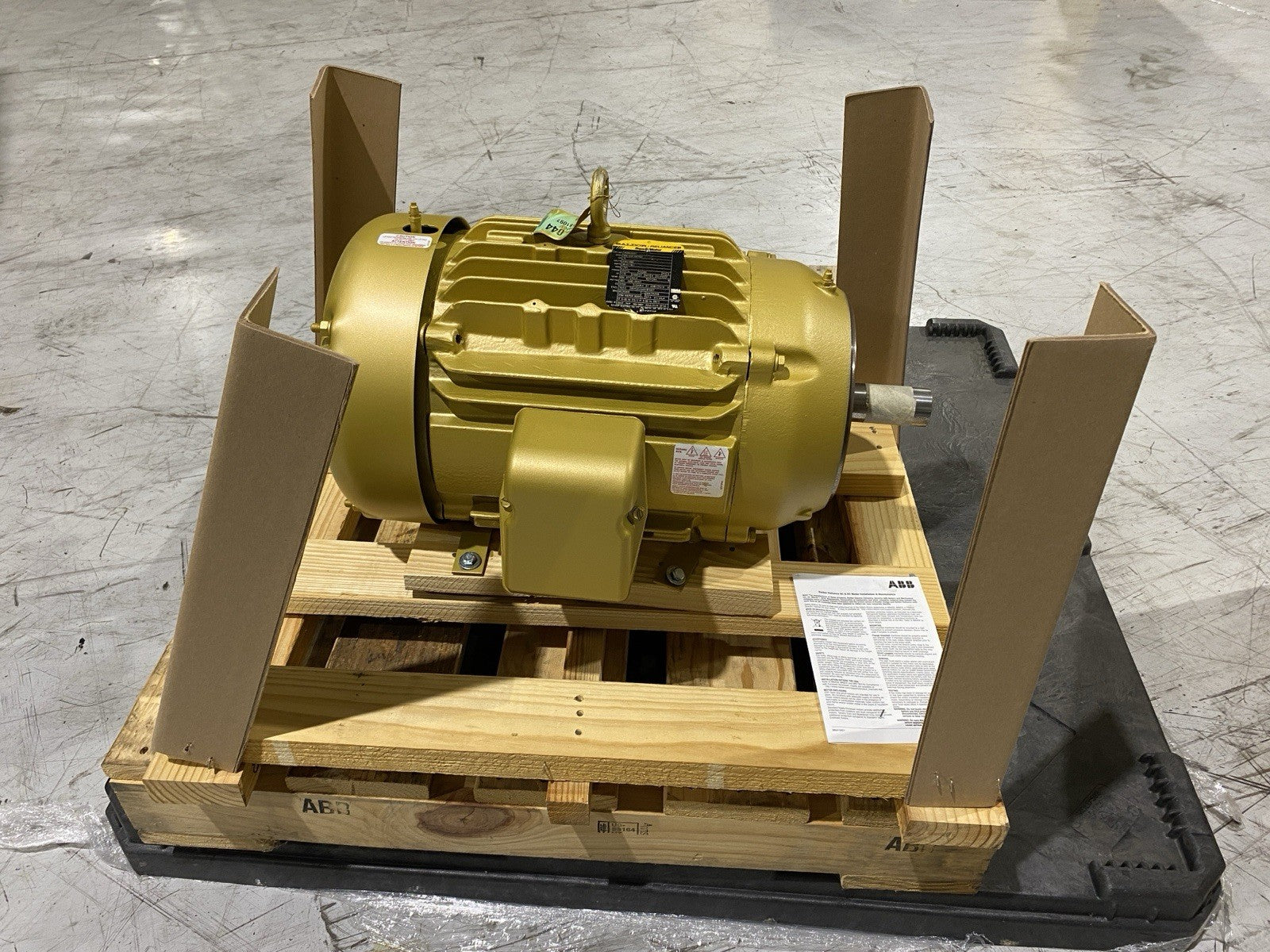 ABB Baldor Super-E VEM2333T 15HP 1765 RPM 230/460V 3PH FR: 254TC TEFC - Maverick Industrial Sales