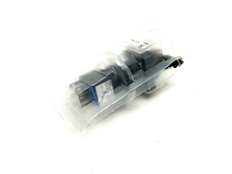 IDEC HA3K-2C2C 2-Position Oversize Key Selector Switch L6 Round/Square - Maverick Industrial Sales