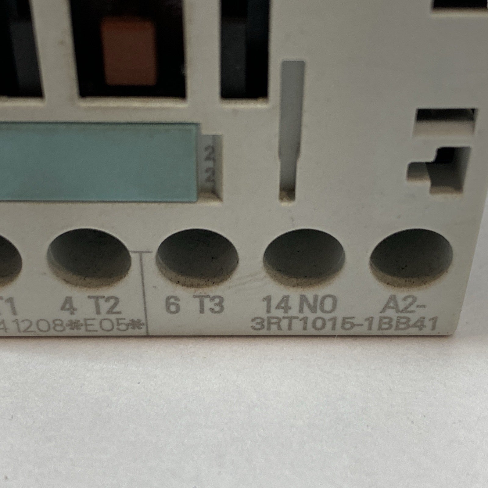 3RT1015-1BB41 | Siemens Contactor AC-3 7A - Used - Maverick Industrial Sales
