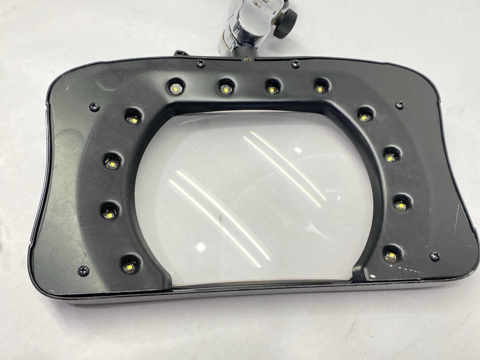 82400-4-B | O.C. White Green-Lite 7"x5.25" ESD Safe Magnifying Lamp BAD ARM - For parts or not working - Maverick Industrial Sales