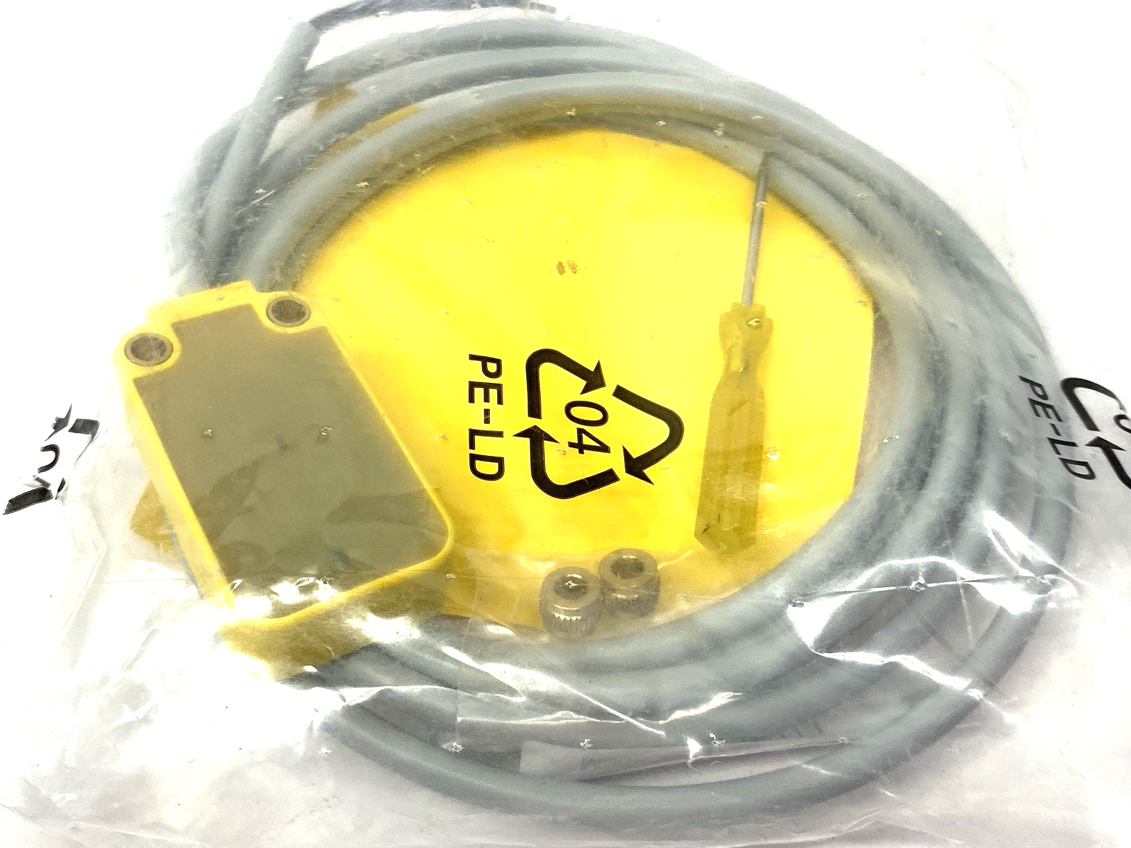 BC10-Q14-AP4X2 | Turck Rectangular Capacitive Sensor NO contact PNP output 2530001 - New - Maverick Industrial Sales
