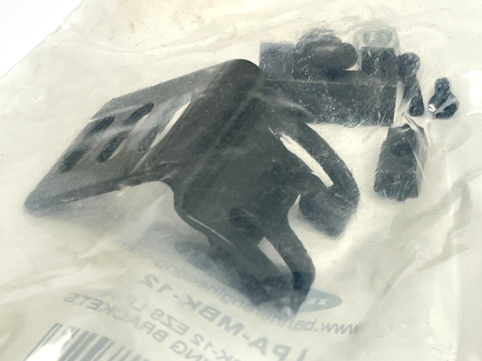 LPA-MBK-12 | Banner EZ-SCREEN Low Profile Bracket Side Mounting 82842 LOT OF 2 - New - Maverick Industrial Sales