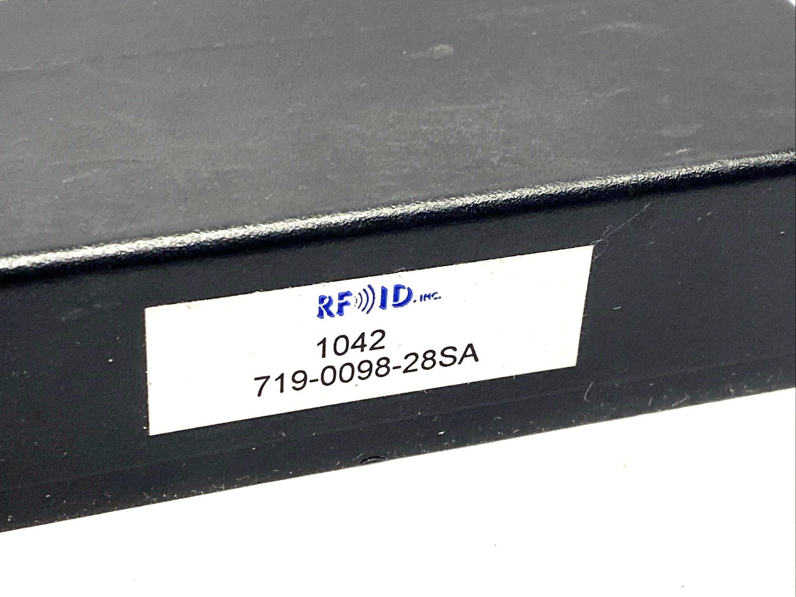 RFID Inc. 719-0098-28SA Smart Antenna 9-Pin RS-232 Female Connector - Maverick Industrial Sales