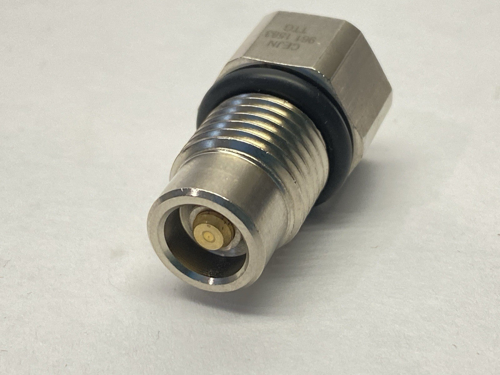 10-961-1583 | CEJN Quick Disconnect Nipple Quick-Seal M14x1.5 Connection 145PSI - New – Open box - Maverick Industrial Sales