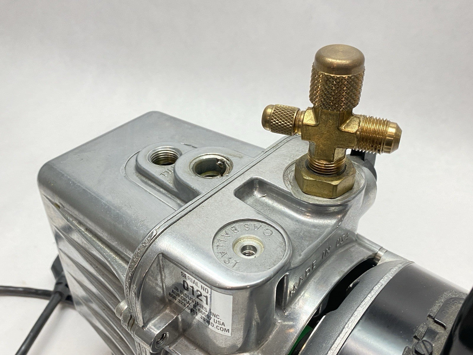 DV-85N | JB Industries Platinum Refrig Evacuation Vacuum Pump 3 CFM - Used - Maverick Industrial Sales
