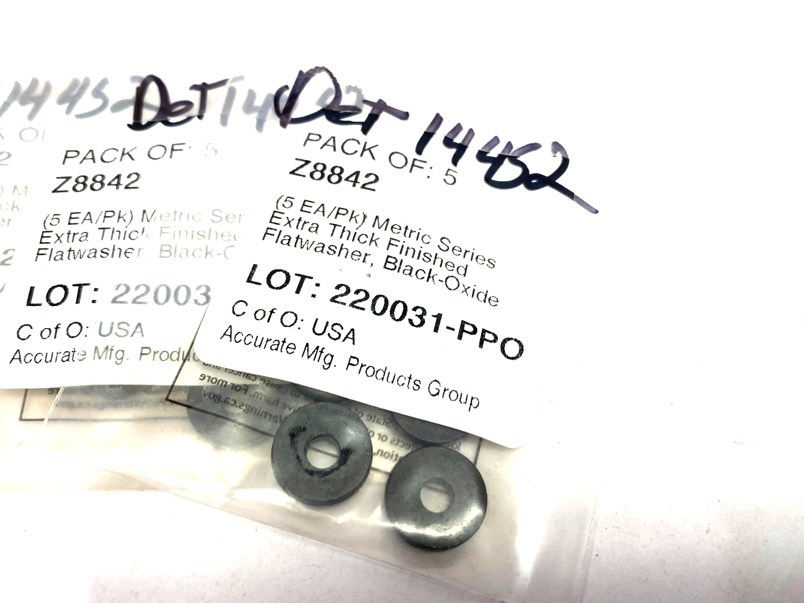 Z8842 | Accurate Mfg. Extra Thick Finished Flat Washer LOT OF 8PKGS, 40 WASHERS- New - Maverick Industrial Sales