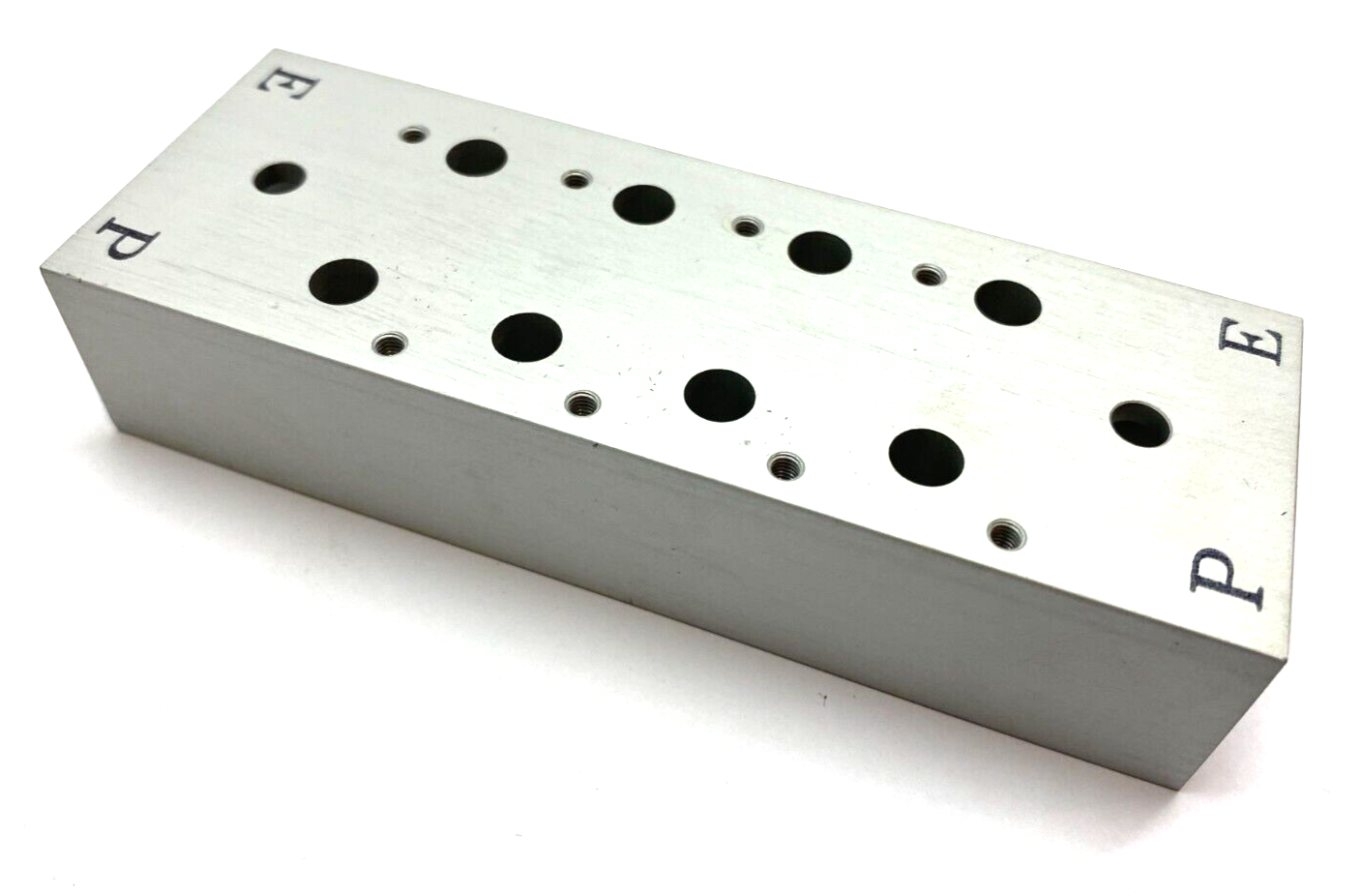 SMC NVV3Z4-20-041-00T Pneumatic Manifold Block 4-Station 3-Port - Maverick Industrial Sales