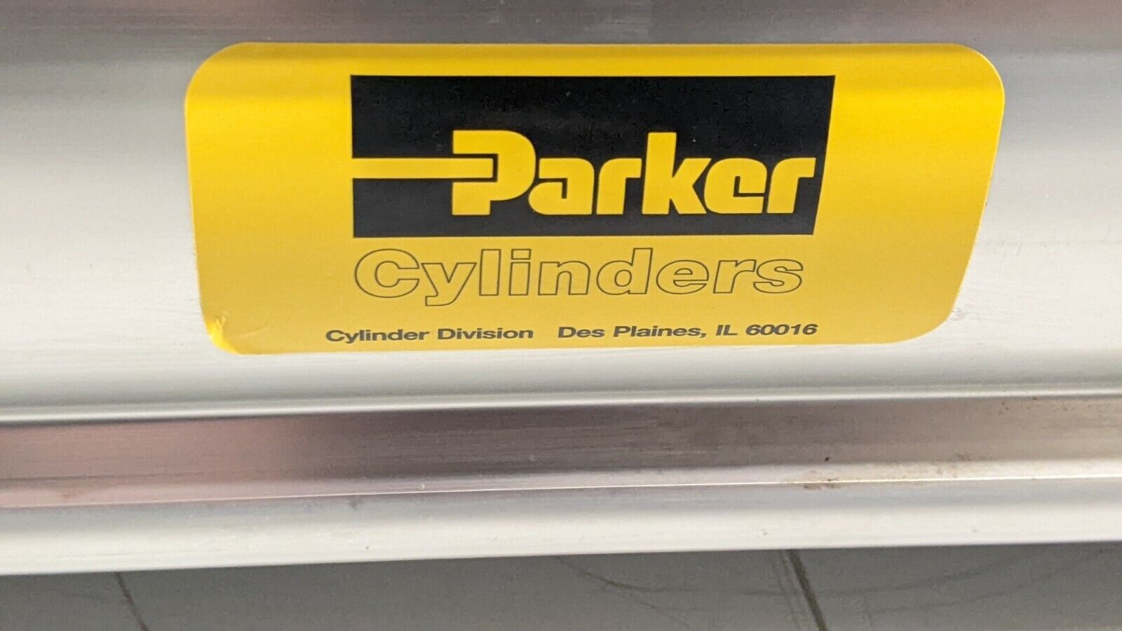 Parker 100 CCBMPRLUS13MC 250.0 Pneumatic Cylinder - Maverick Industrial Sales