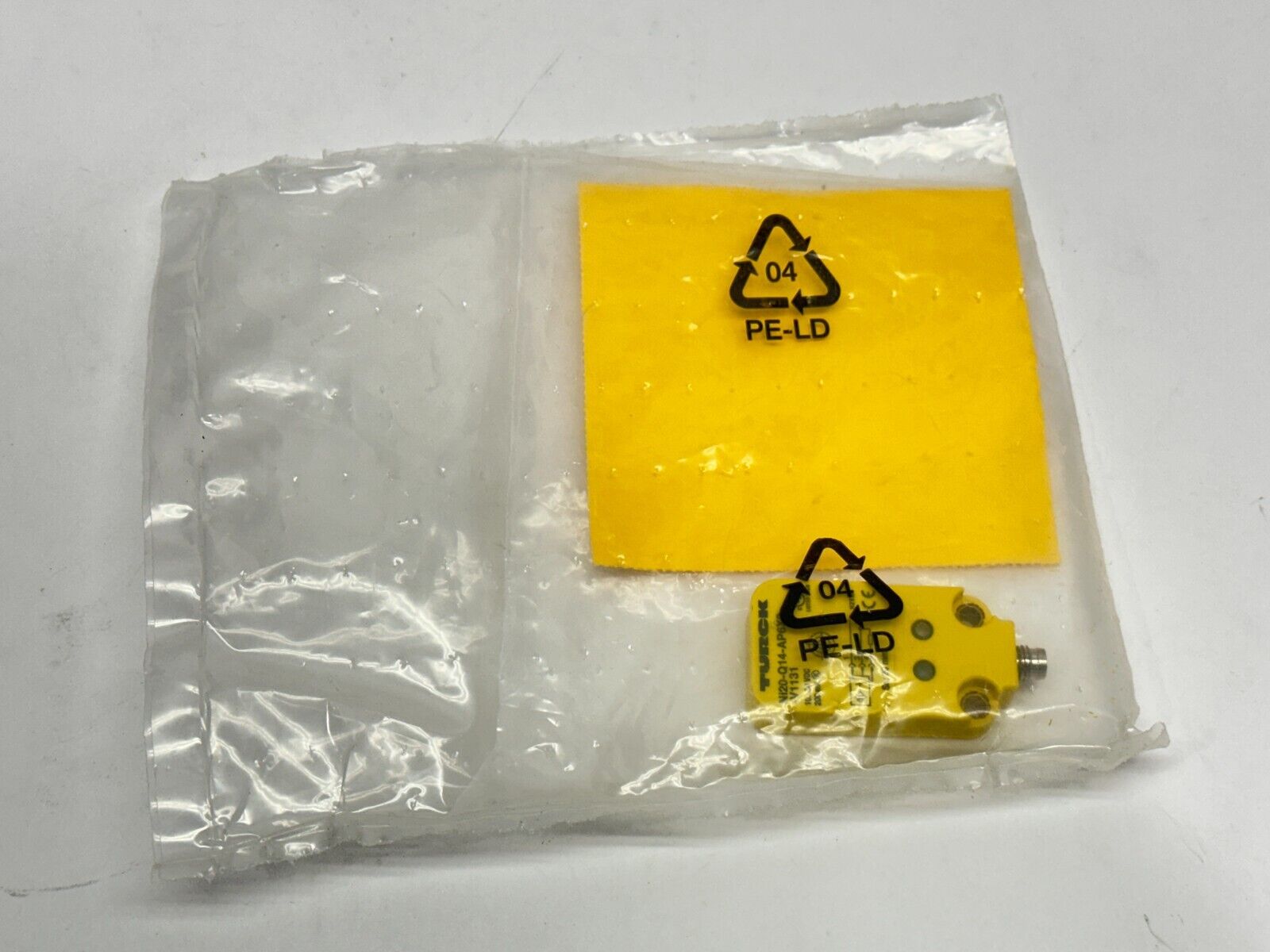 Turck Ni20-Q14-AP6X2-V1131 Inductive Sensor 200mA 10-30VDC 4690210 - Maverick Industrial Sales