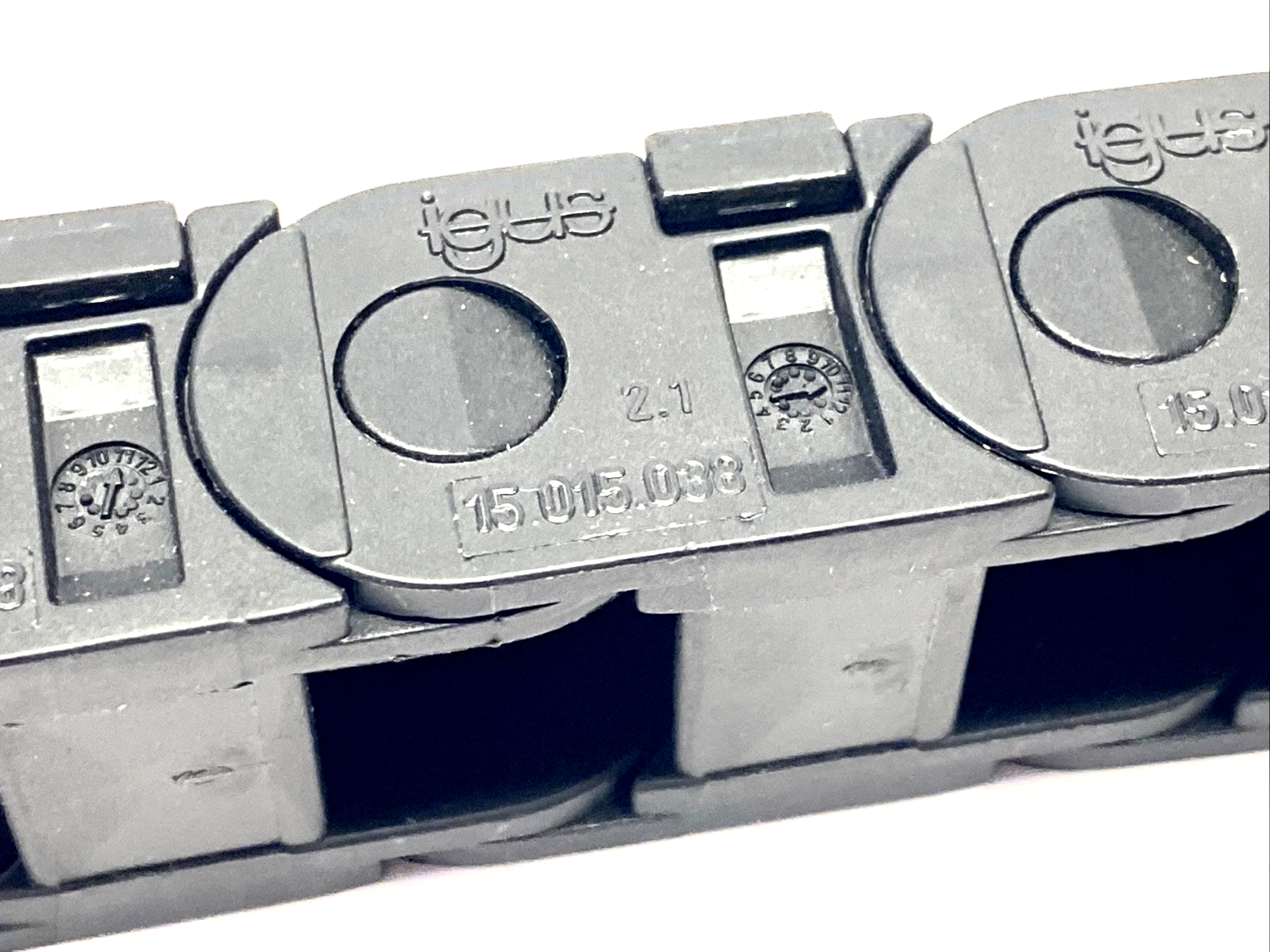Igus 15-015-038-0 15 Series E-Chain Cable Carrier, Zip-Open, 15 Links 18.75" OAL - Maverick Industrial Sales