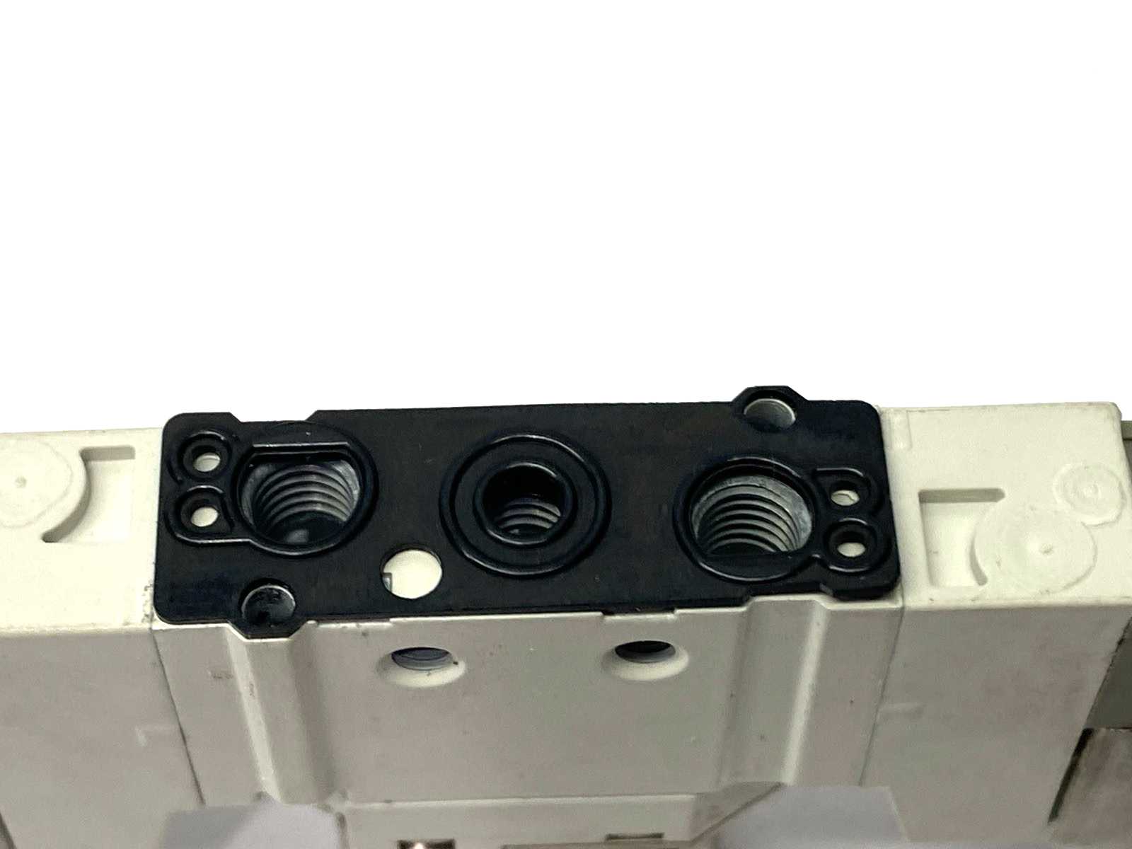 SMC SY3220-5MOU-C6-Q Pneumatic Double Solenoid Valve 5-Port 24VDC 0.1-0.7MPa - Maverick Industrial Sales