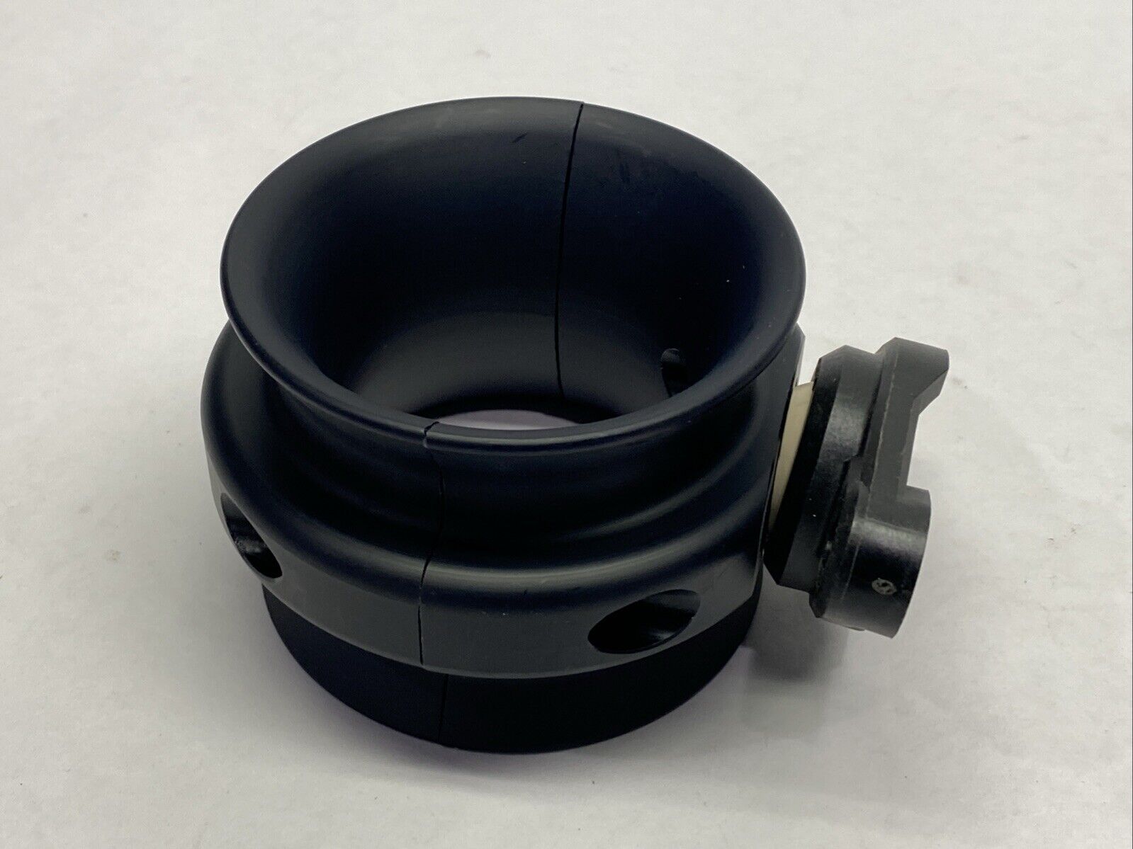 Igus TR.50.05.M6 E-Chain Triflex Glide Through Bracket w/ EFQM-20 Flange Block - Maverick Industrial Sales