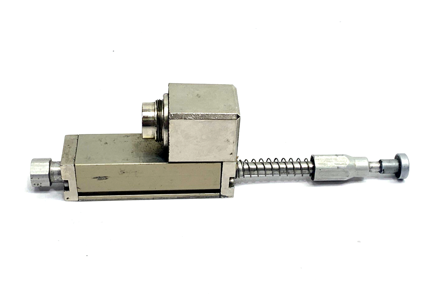 TRS25A102 | Novotechnik Potentiometric Transducer 002341 MISSING SCREWS - Used - Maverick Industrial Sales