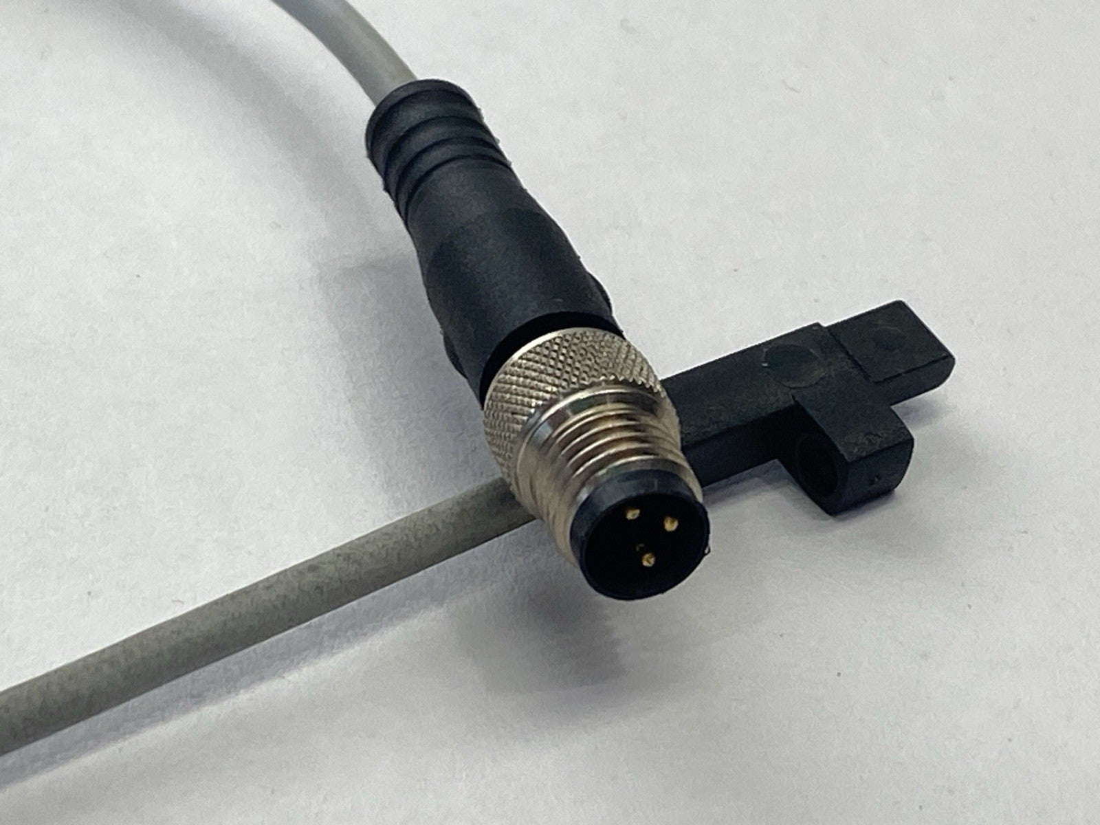 Festo SMT-8G-PS-24V-E-0,3Q-M8D Proximity Sensor 10-30V 547860 - Maverick Industrial Sales