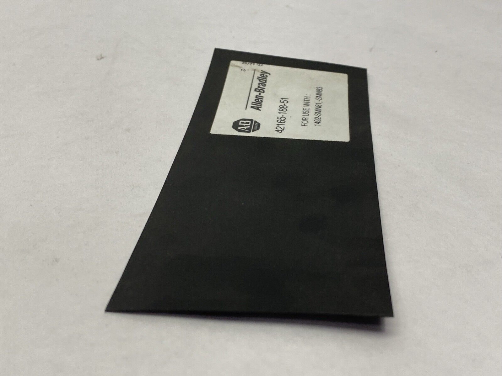 Allen Bradley 42165-188-51 Spacer For 1492-SMN81, SMN83 LOT OF 3 - Maverick Industrial Sales