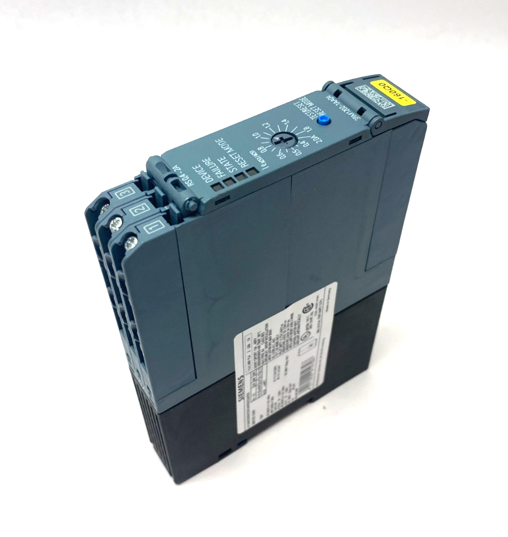 Siemens 3RM1202-1AA04 SIRIUS Reversing Starter, Screw-Type MISSING COVER - Maverick Industrial Sales