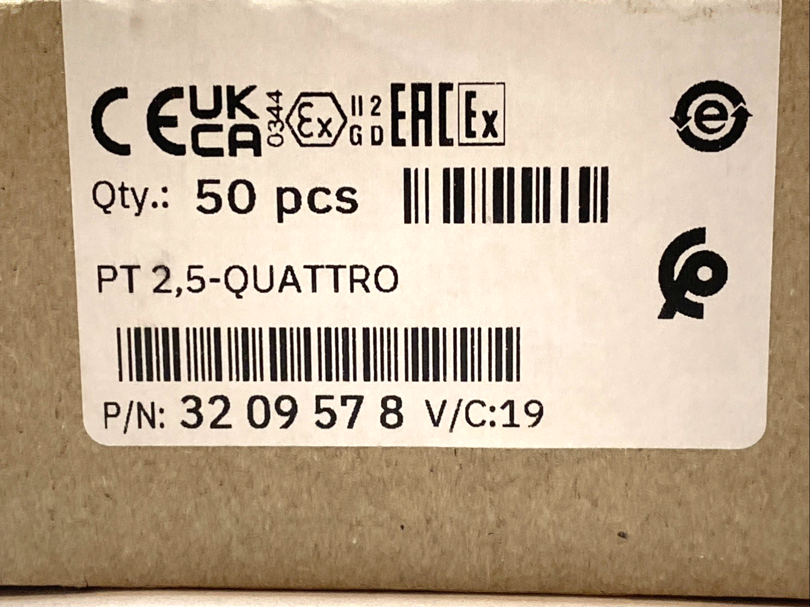 Phoenix Contact PT 2,5-QUATTRO Terminal Block 4-Position 3209578 BOX OF 50 - Maverick Industrial Sales