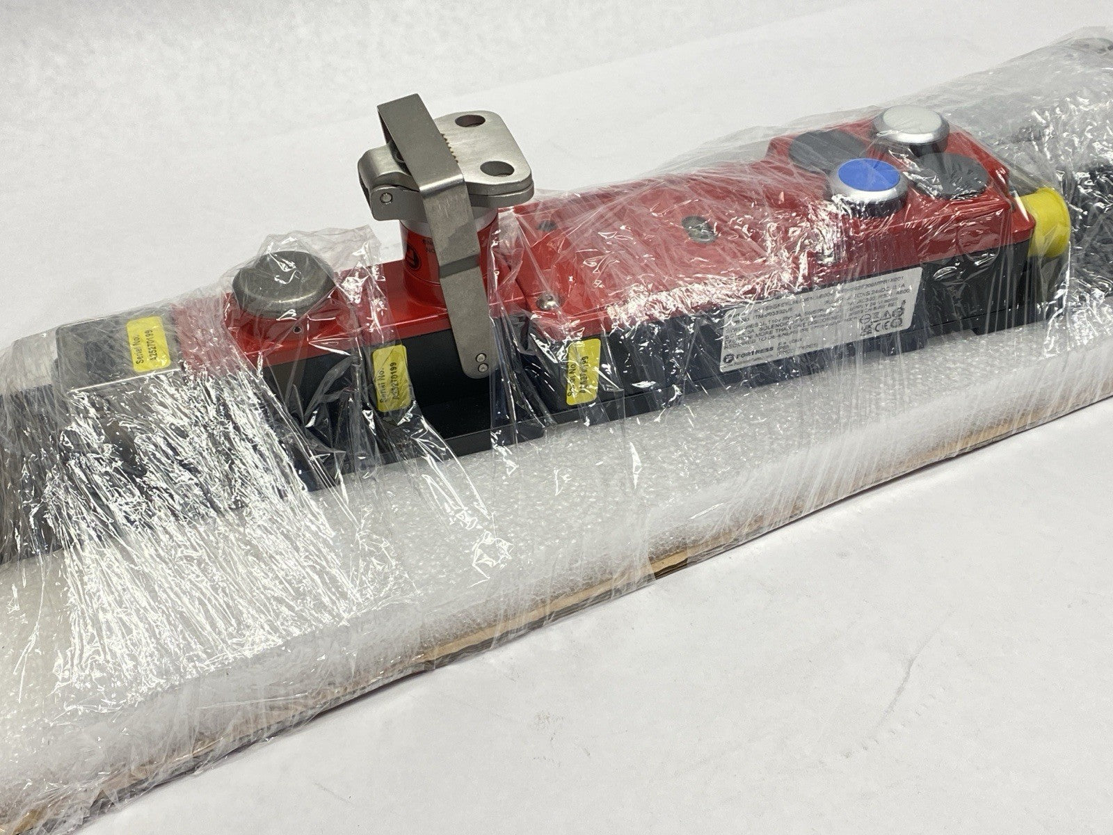 HL1S6GFEKL8LL461L0B00WNT04242F200MPB1X001 | Fortress Interlocks amGard Pro Lock - New - Maverick Industrial Sales