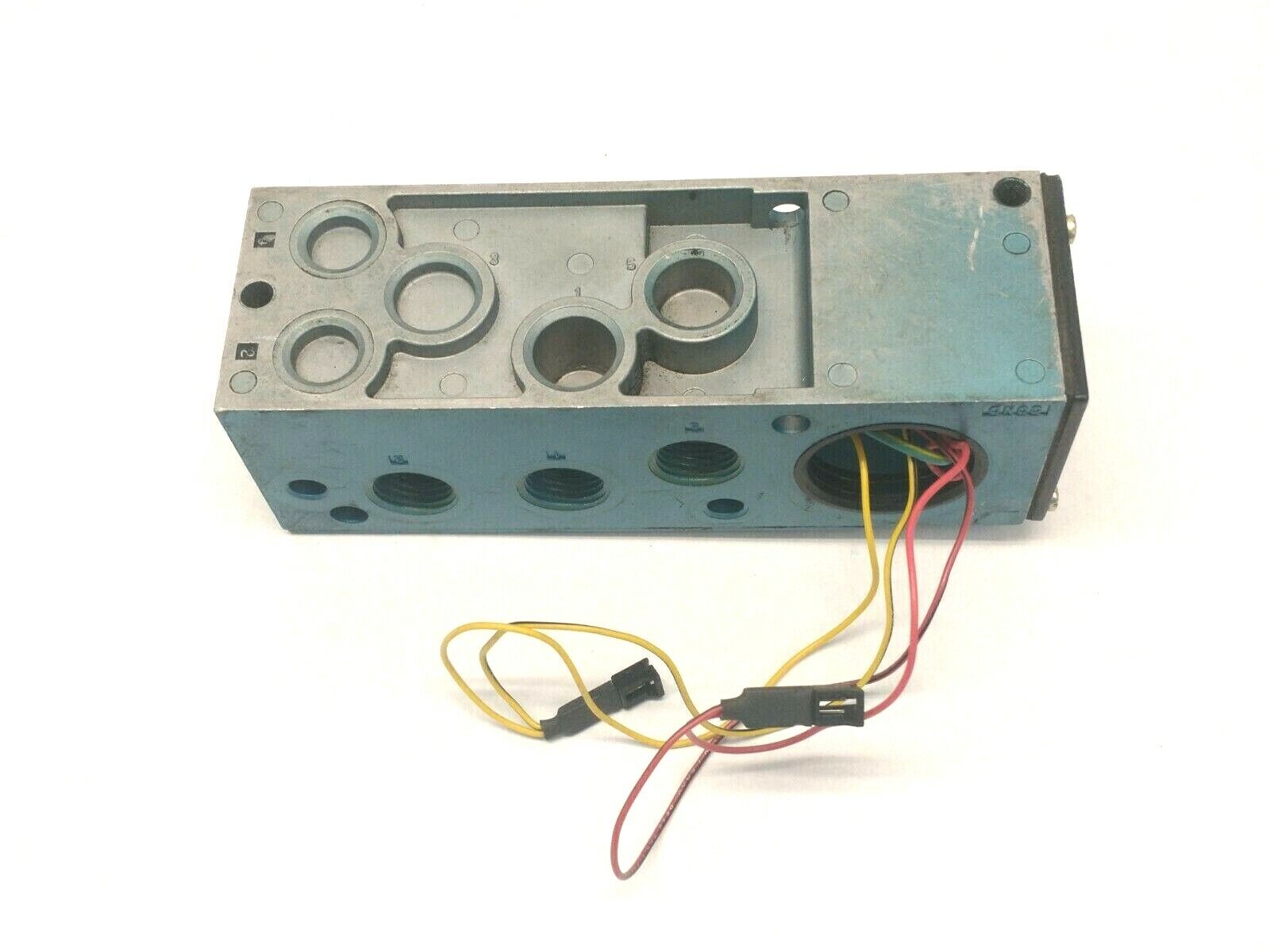 MAC Valves MM-P2A-231D Manifold Base 1/2" NPTF - Maverick Industrial Sales