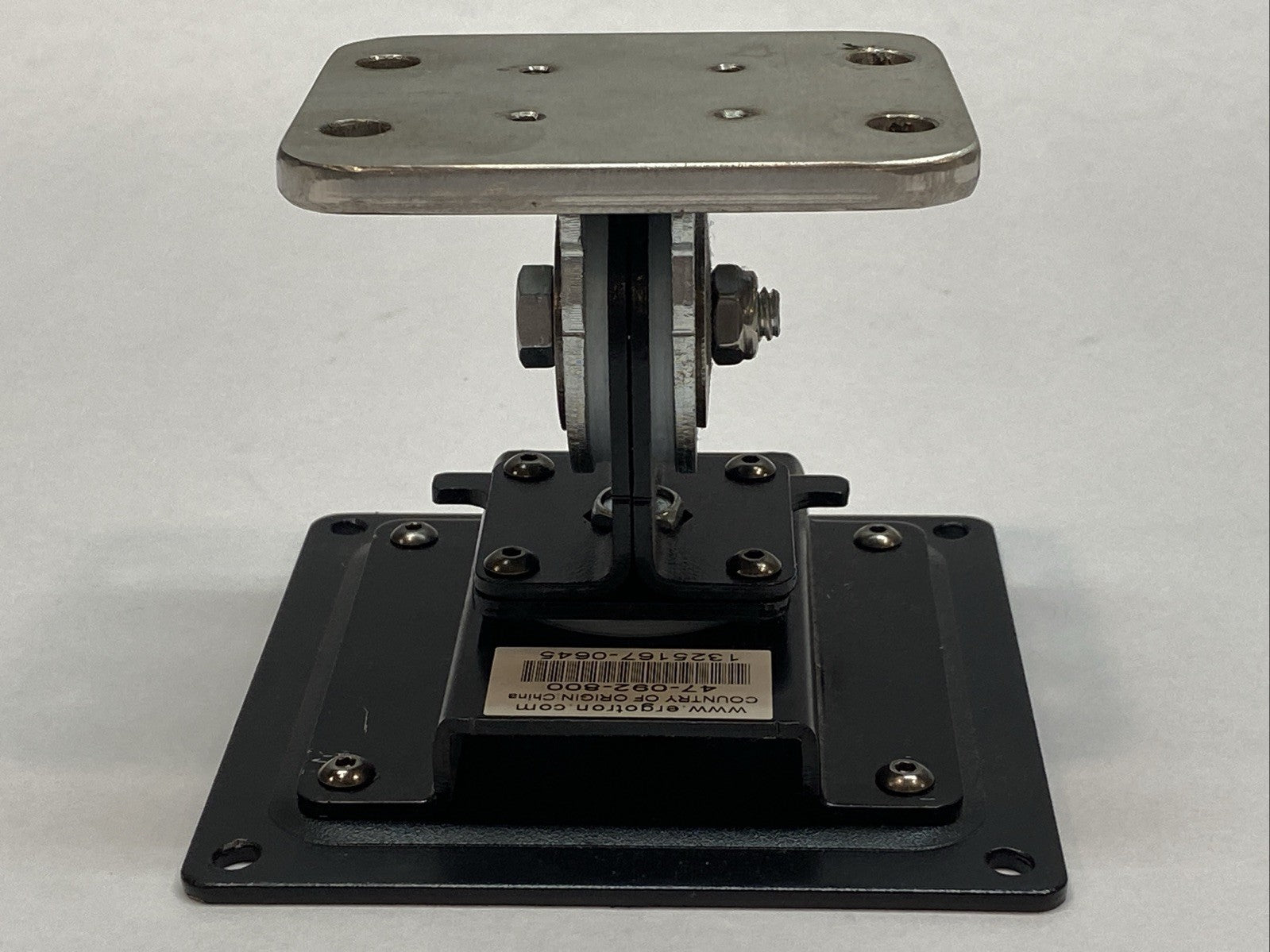 47-092-800 | Ergotron 100 Series Single Pivot NO COLOR CAPS - Used - Maverick Industrial Sales