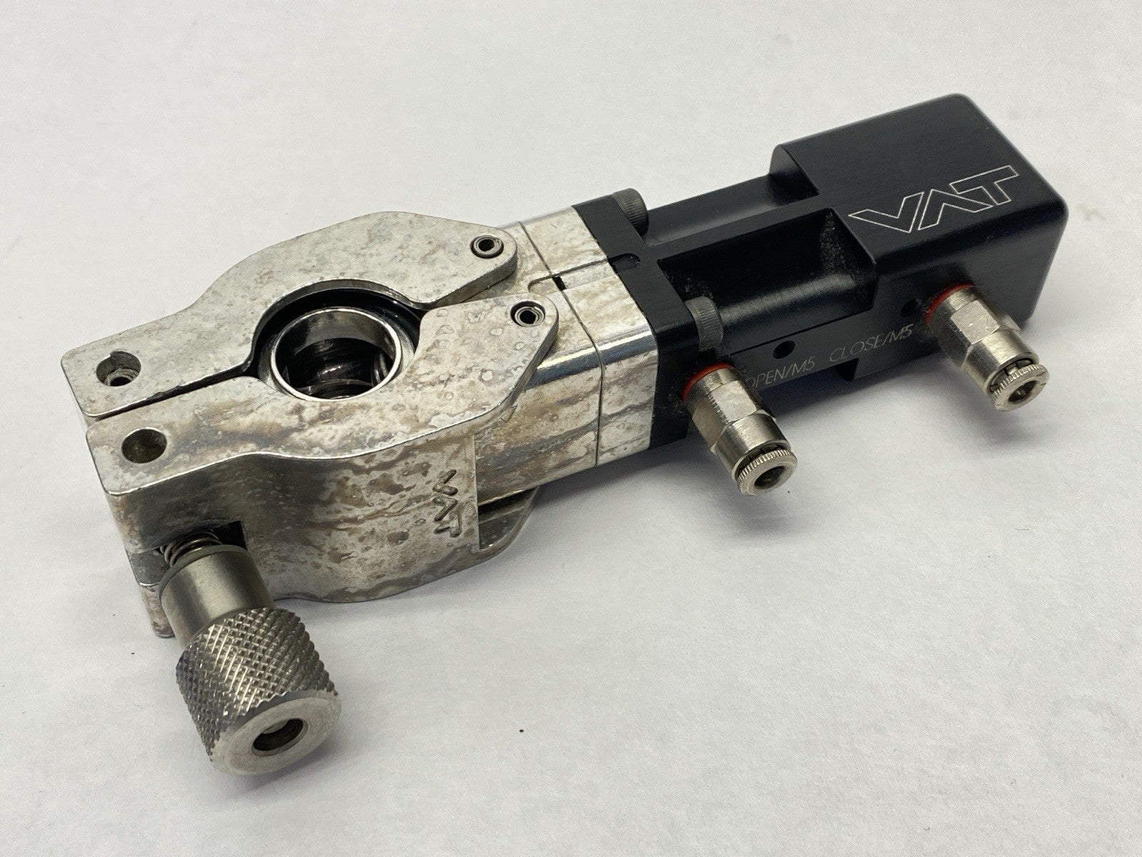 VAT 01224-BA14-001 01.2 Series Mini Gate Valve Pneumatic Double Acting - Maverick Industrial Sales